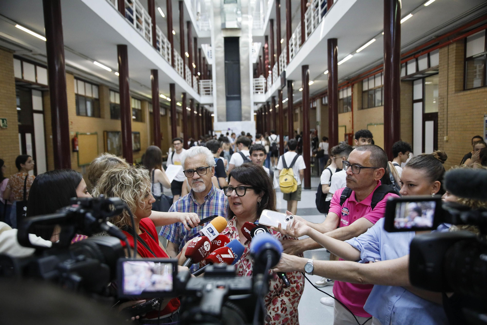 Imágenes de la evaluación para el acceso al sistema universitario (PEvAU)