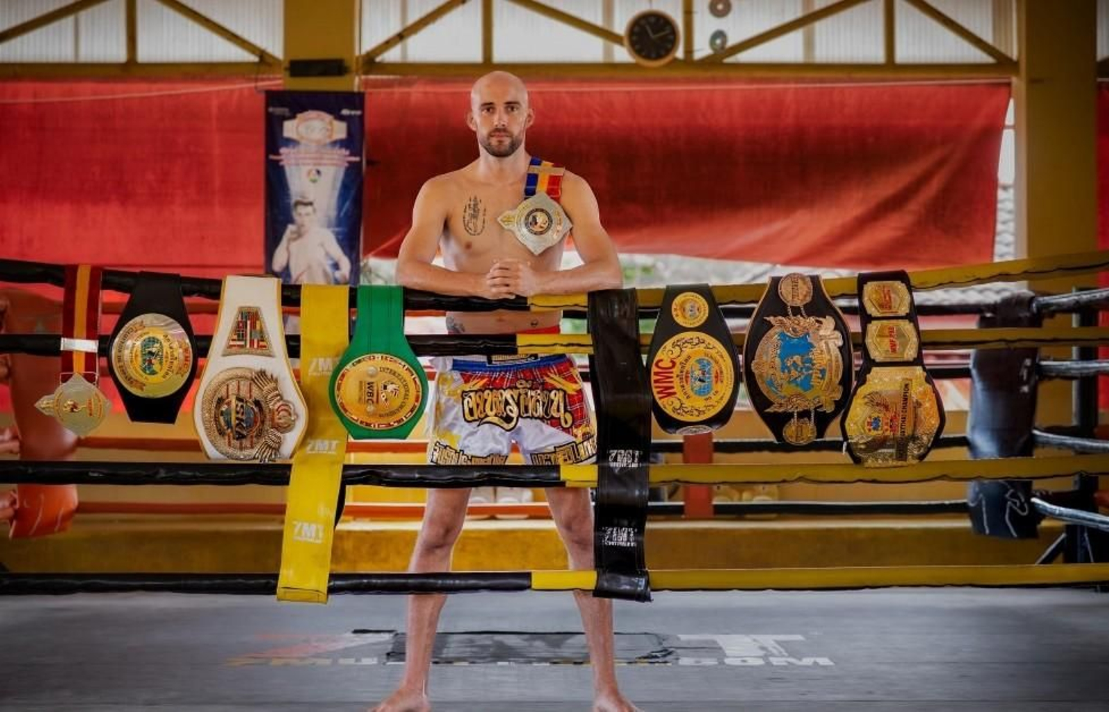 Carlos Coello prepara en Tailandia el combate en el que buscará un nuevo título mundial.