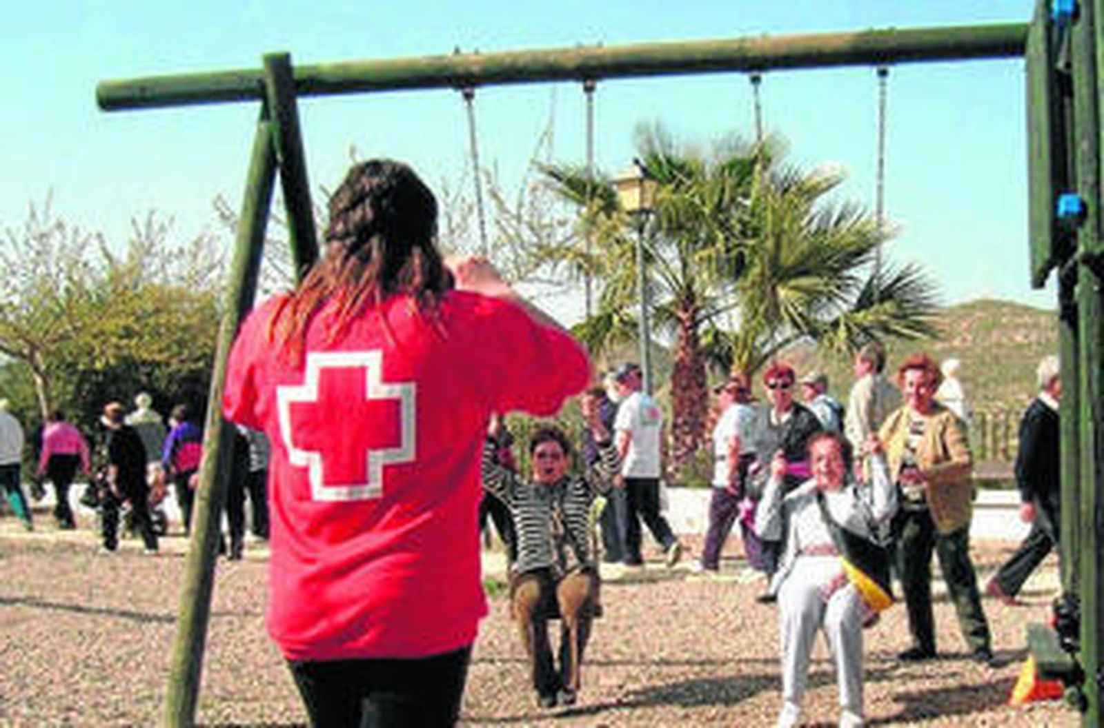 Cruz Roja de Vera se suma al proyecto 'Por un millón de pasos'