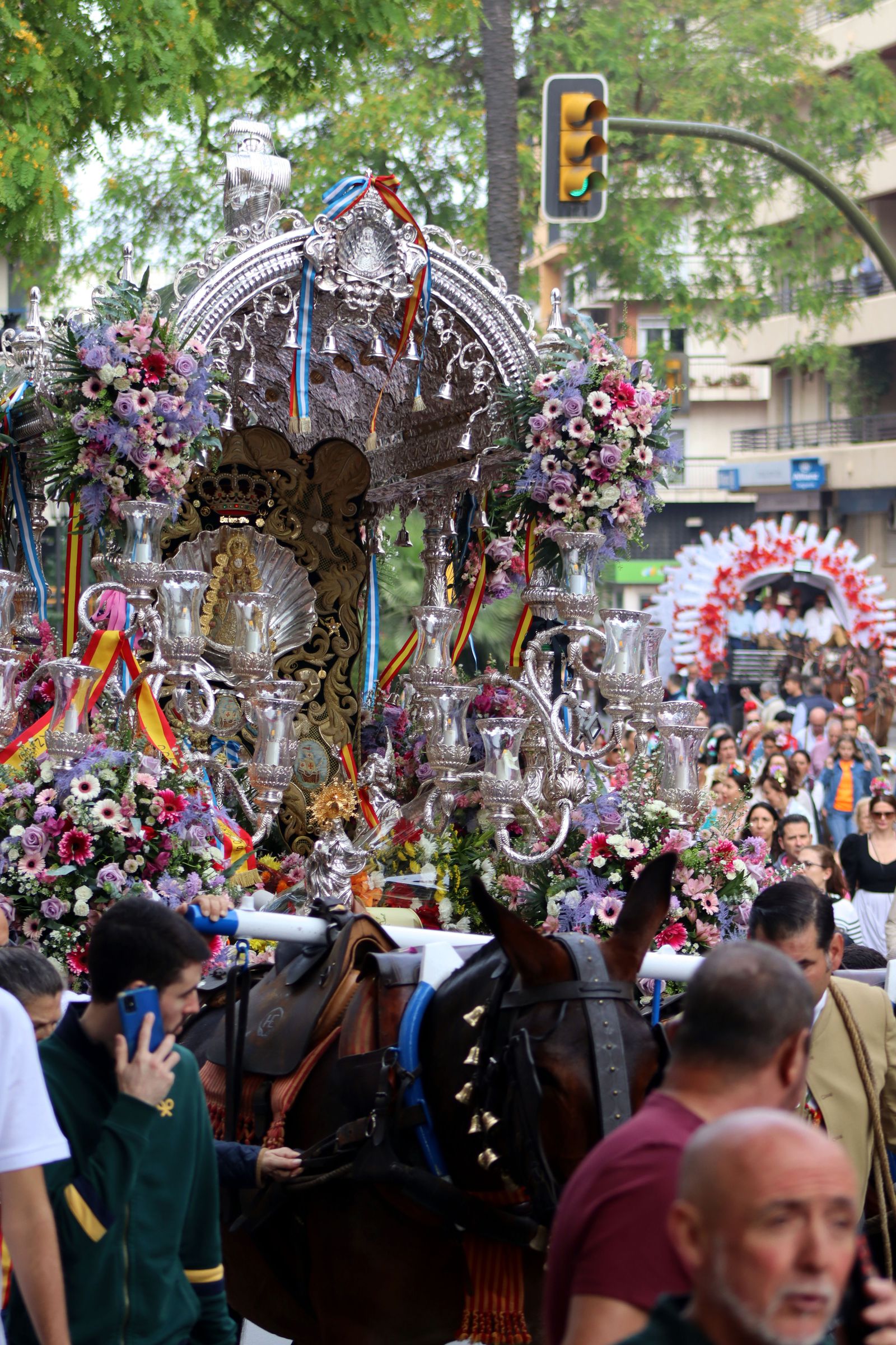 El Rocío 2023: Imágenes de los peregrinos de la Hermandad de Emigrantes