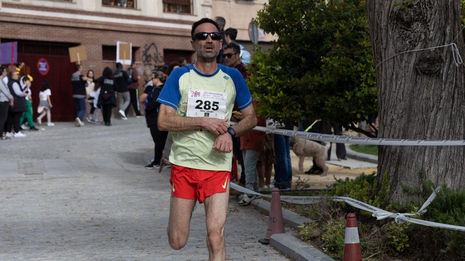 Más de 2.100 participantes corren para promover la salud en Jaén, en imágenes (1)