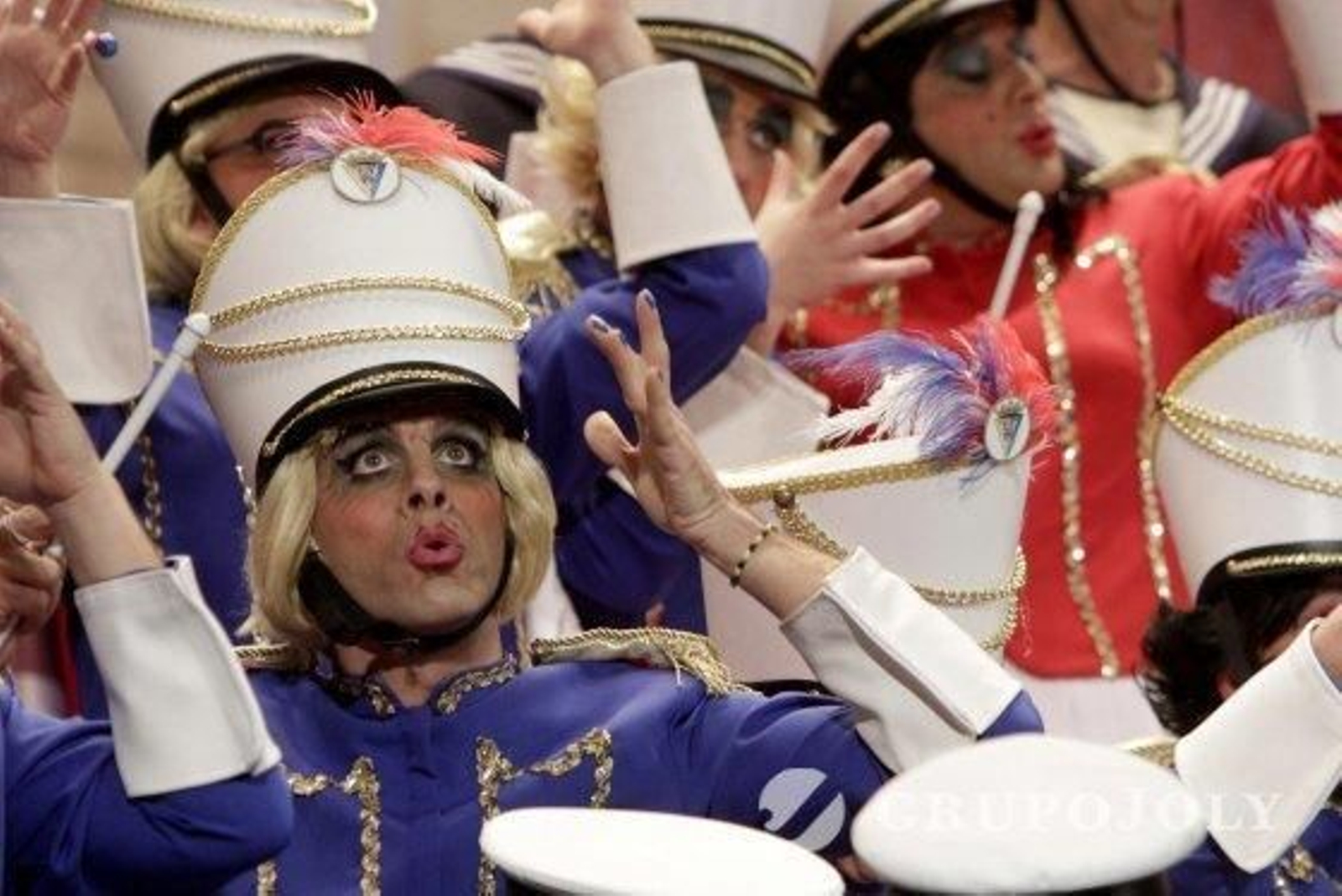 Las mayoret de edad.  Foto: Lourdes de Vicente · Fito Carreto