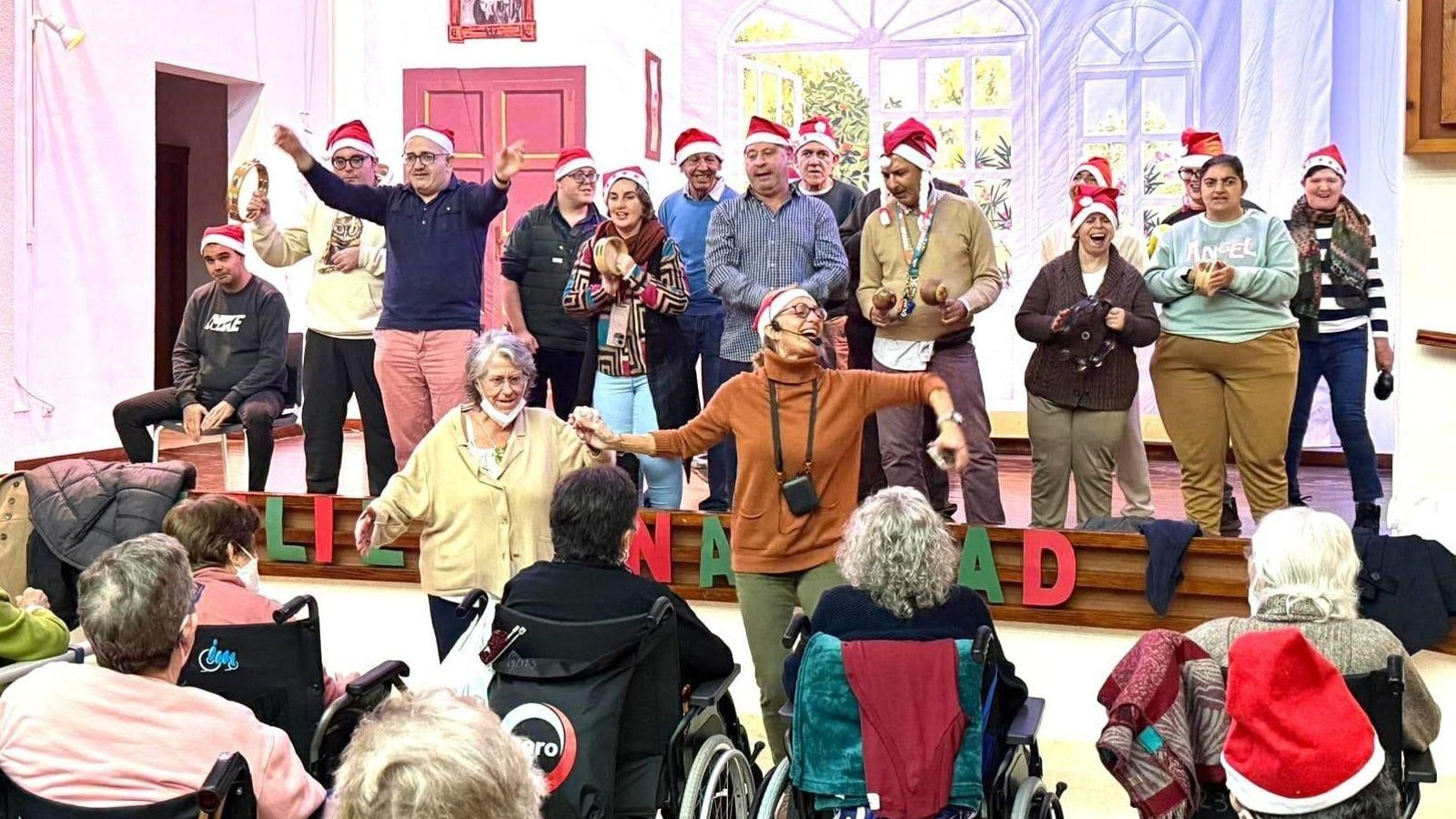 Una imagen del proyecto 'Navidad Joven' en residencias portuenses