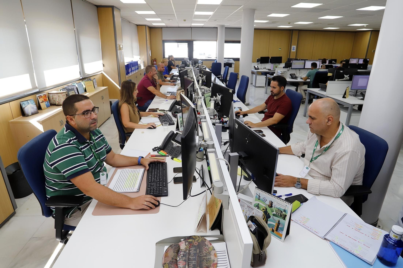 Imágenes de la visita de la consejera Marifrán Carazo a la empresa GTO en Niebla