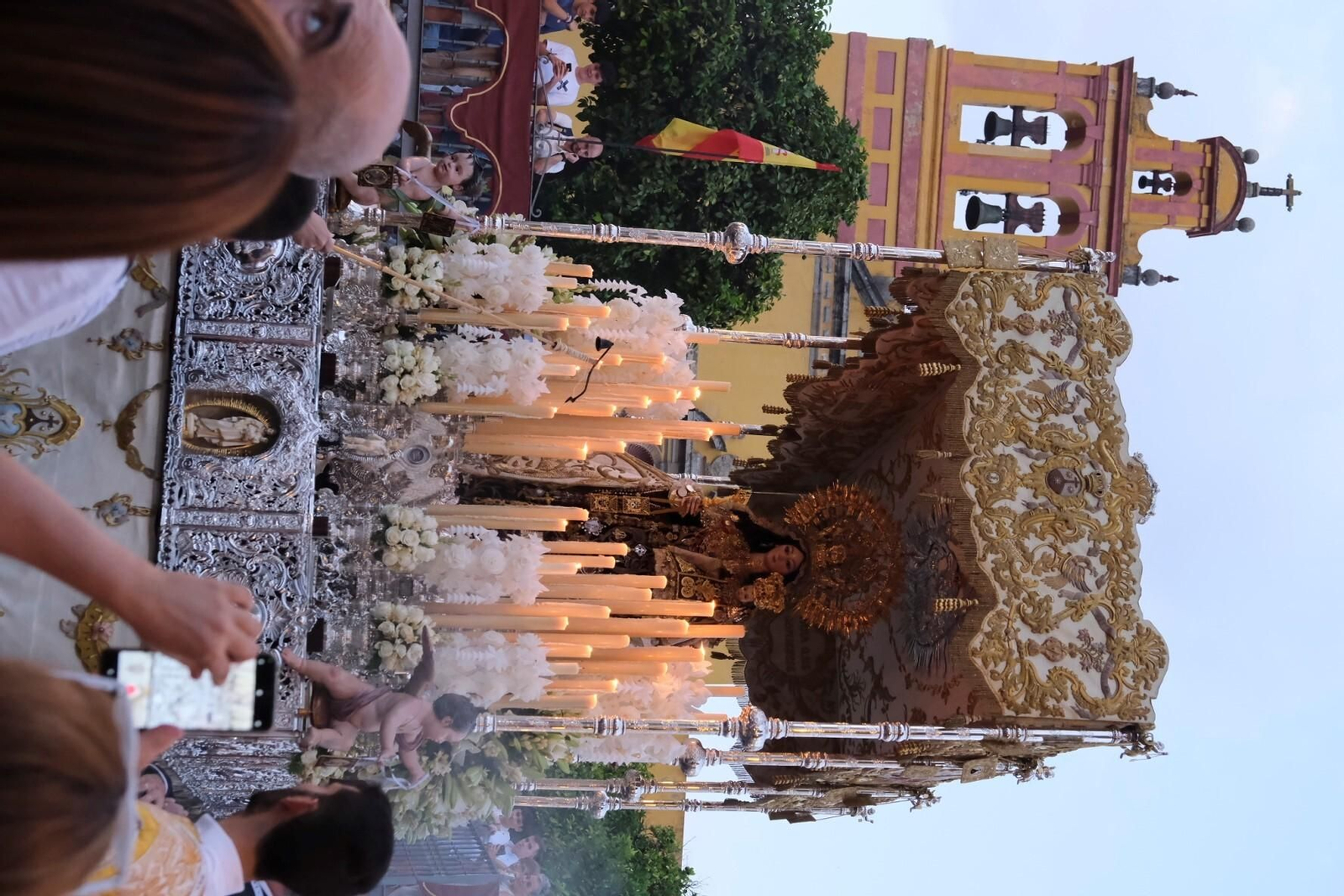 La procesión de la Virgen del Carmen de San Cayetano de Córdoba, en imágenes