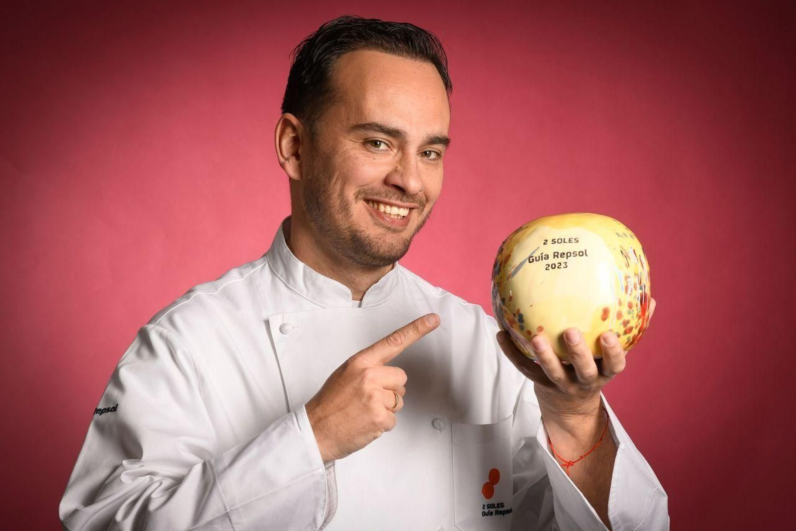 Israel Ramos, con el segundo Sol de la Guía Repsol