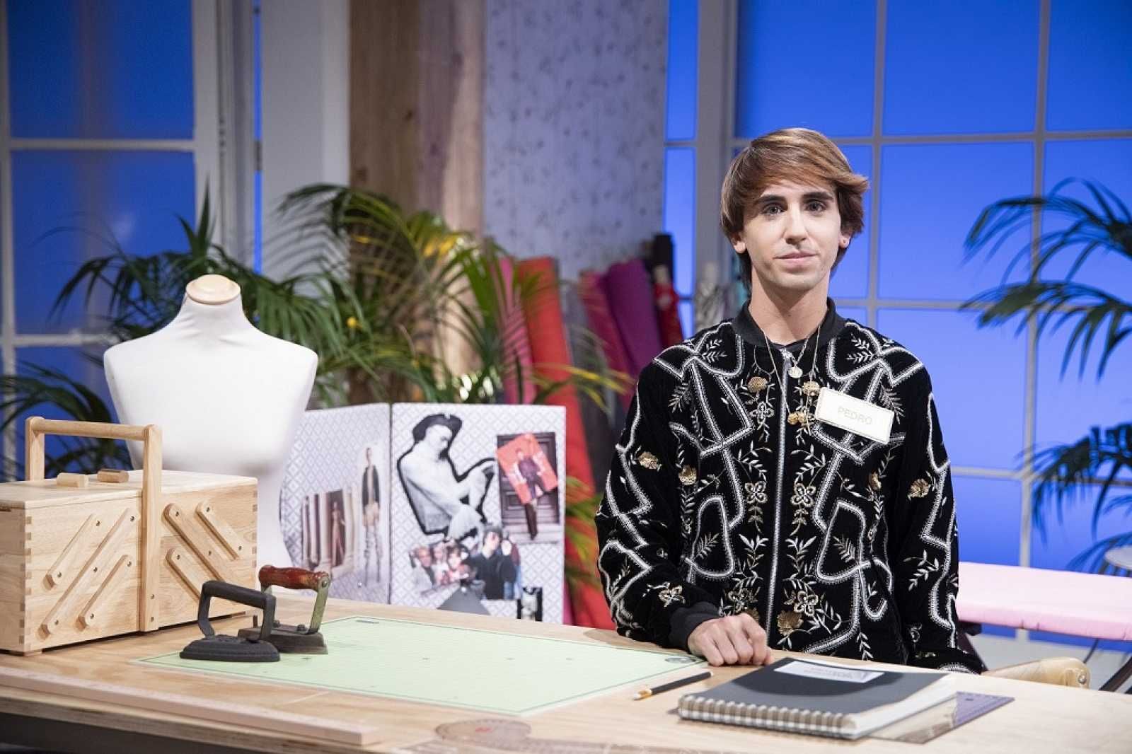Pedro, de Huelva, uno de los participantes del nuevo 'Maestros de la costura'