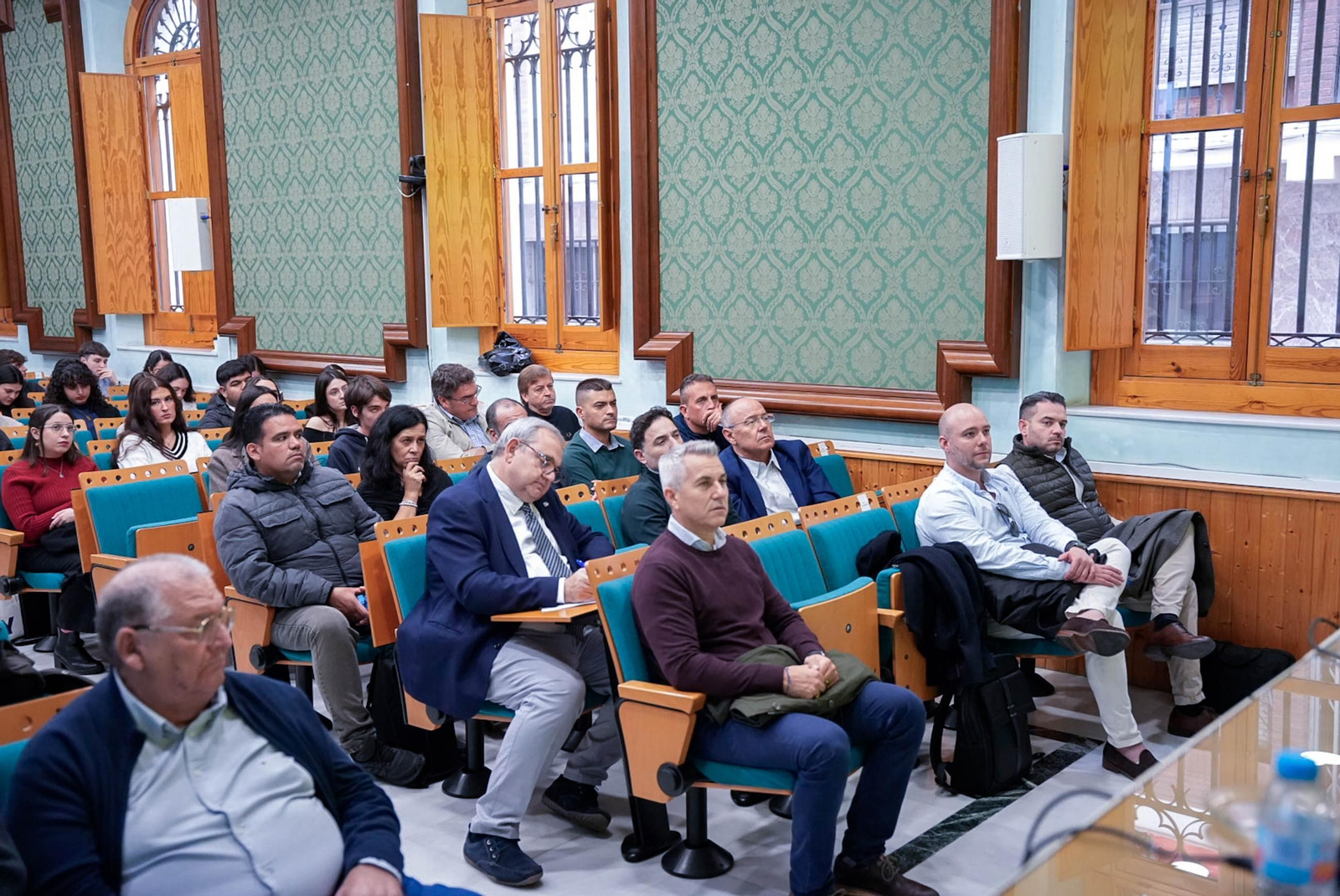 Las imágenes de la III Jornada de Tráfico, Seguridad Vial y Medicina Legal de la UNED de Almería