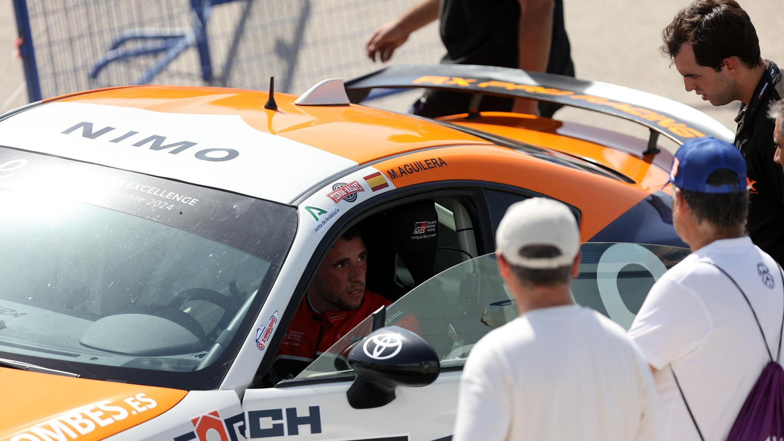 Imágenes del gran ambiente de fiesta en la Racing Weekend y el 40 aniversario del Circuito de Jerez