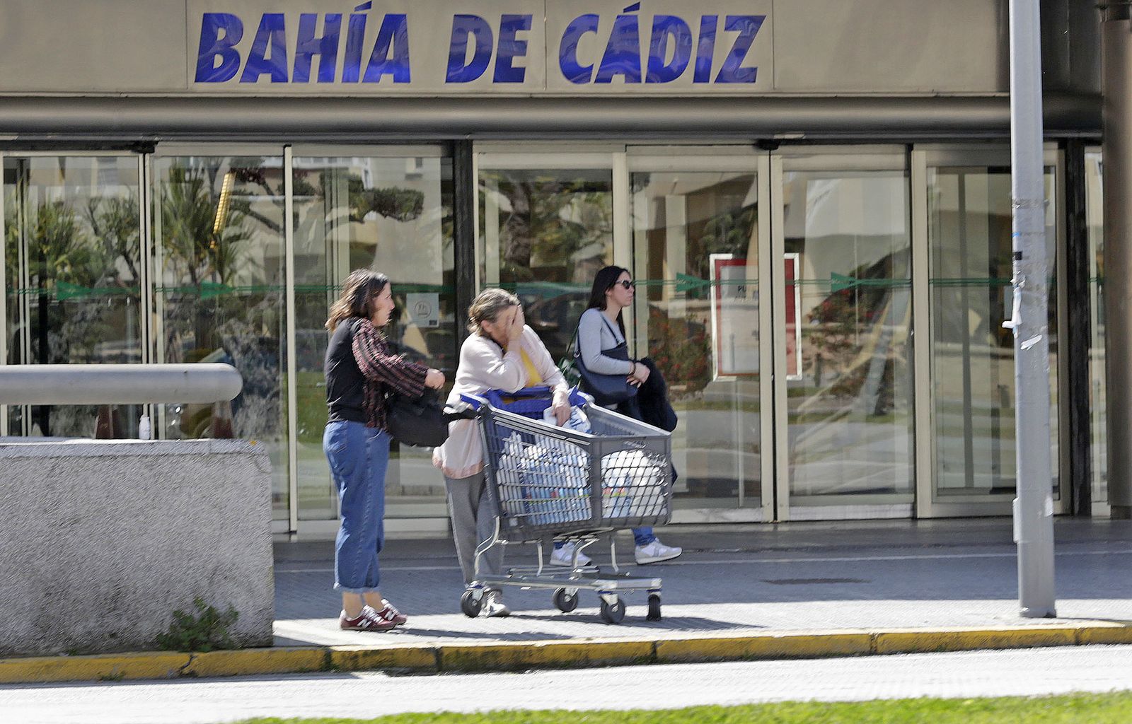 Imágenes del estado de alarma en cadiz - día 2