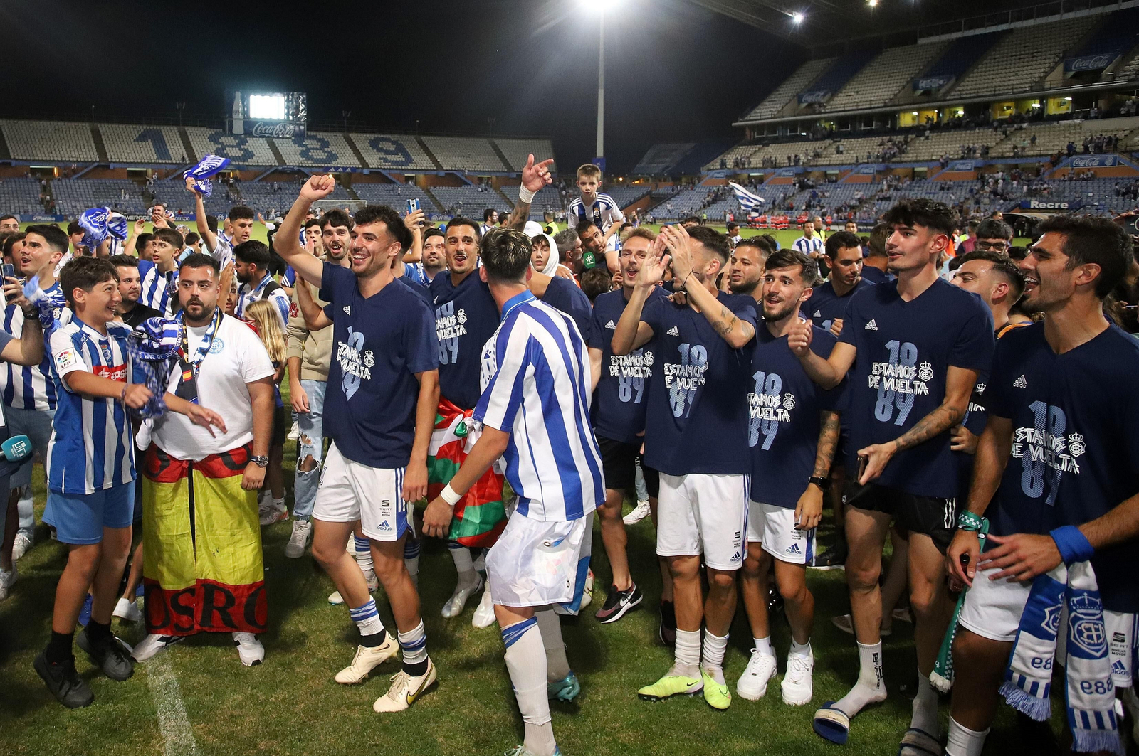 Las imágenes del ascenso del Recre a Primera RFEF