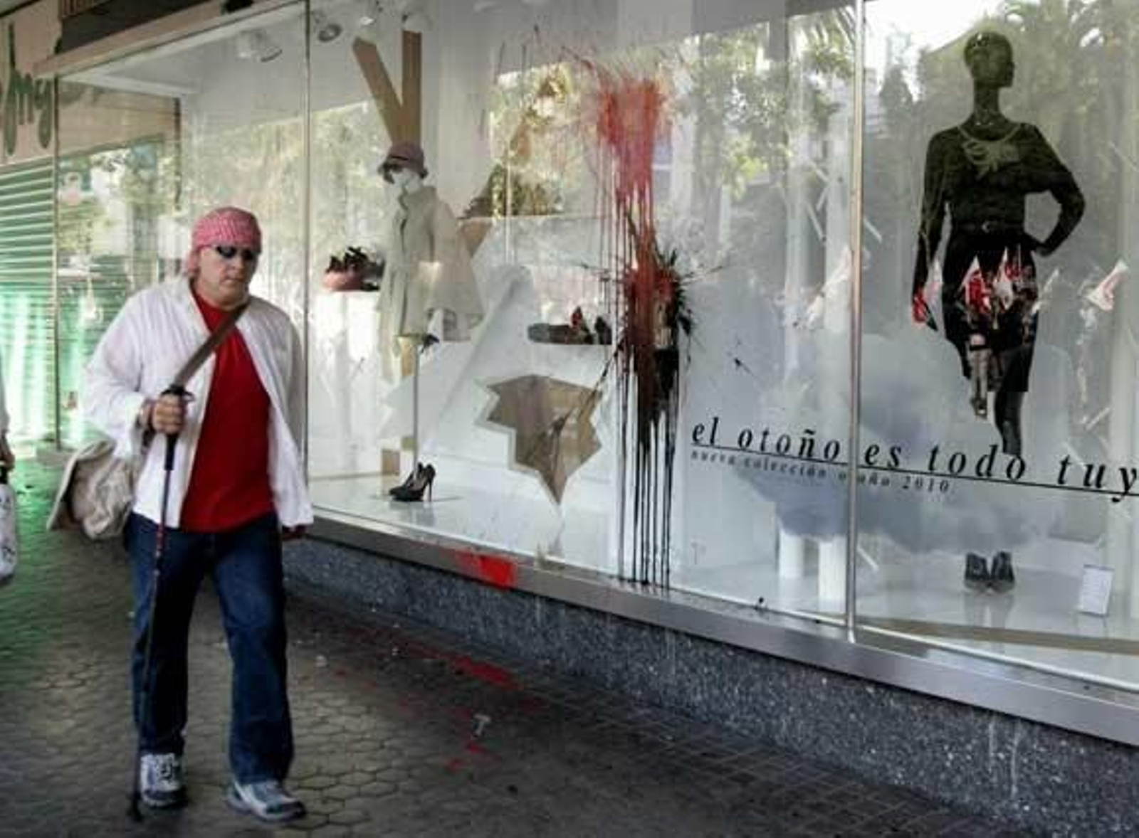 Cerrado hasta mediodía