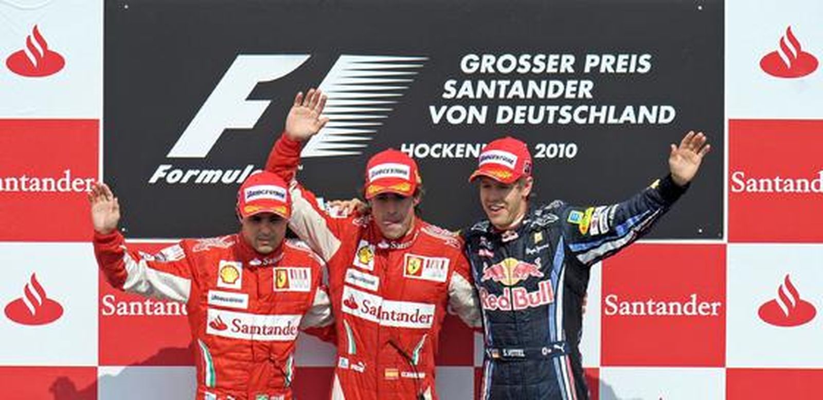 Abrazo de los vencedores de Hockenheim.

Foto: efe