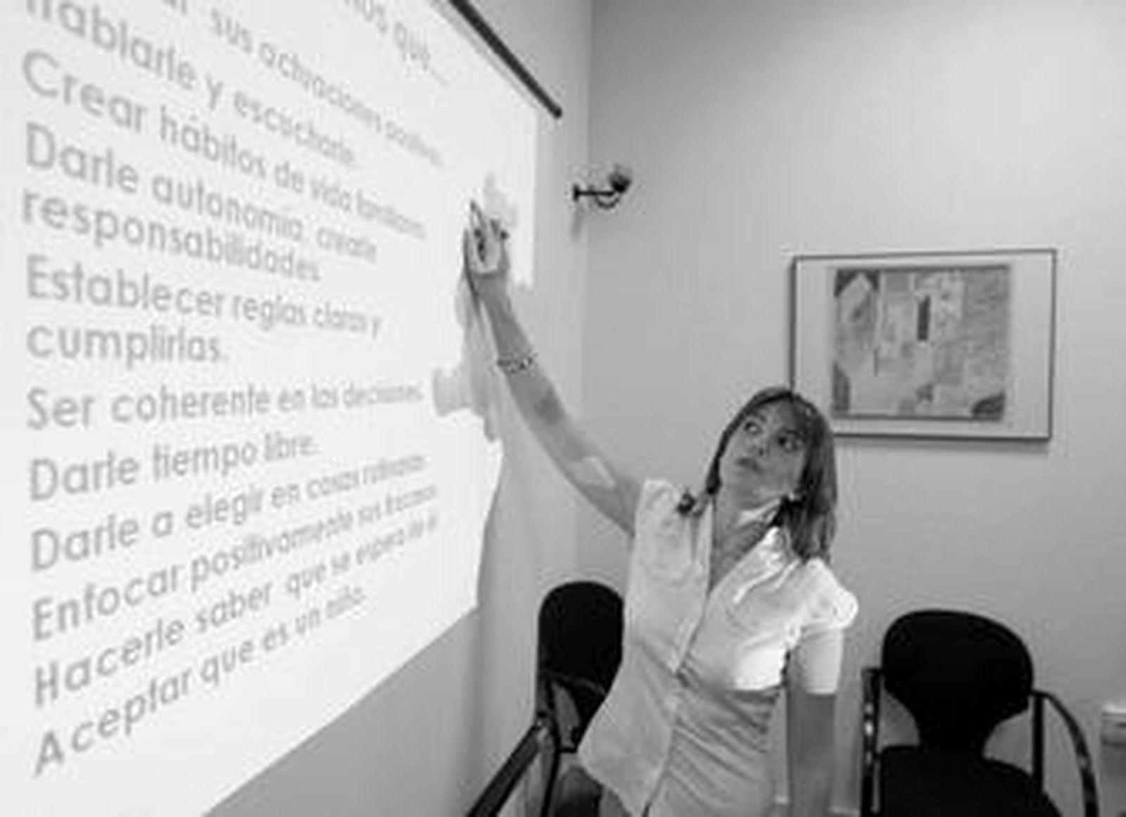 En el grupo de trabajo intentan dotar a los padres y madres de herramientas para cambiar las conductas problemáticas de los niños.