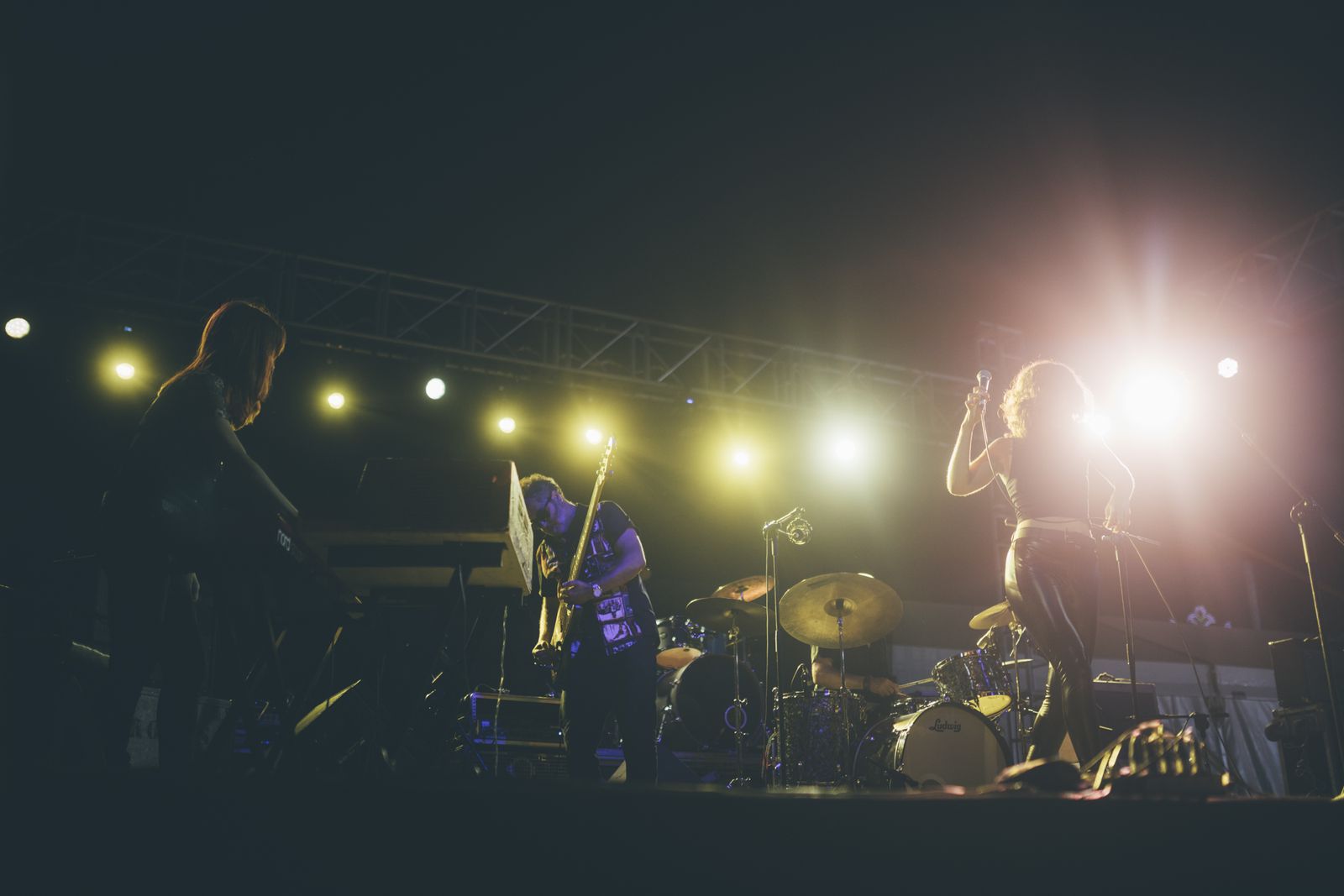 Colombinas 2022: Imágenes del concierto de Aurora & The Betrayers