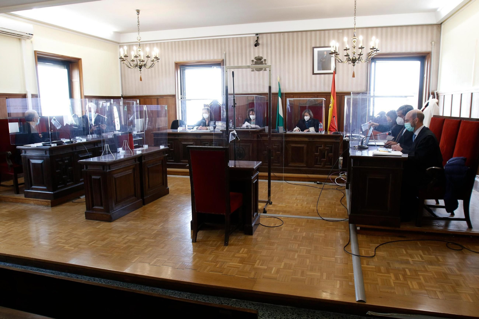 Cinco años del confinamiento por el Covid: las mejores fotos de la pandemia en Sevilla