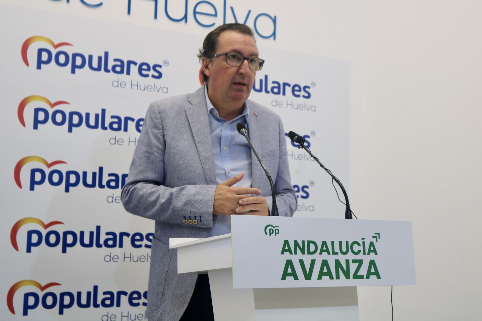 Manuel Andrés González.