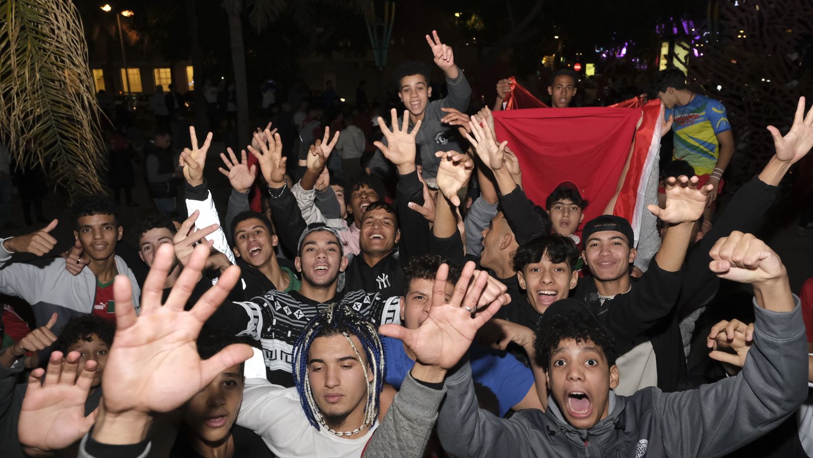 Imágenes de la celebración en Almería, del pase a semifinales de Marruecos en el Mundial de Fútbol de Qatar