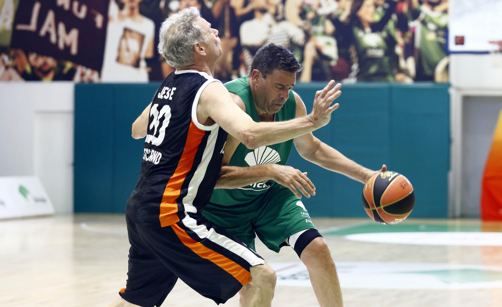 El debut del Unicaja +60 en el FIMBA, en fotos