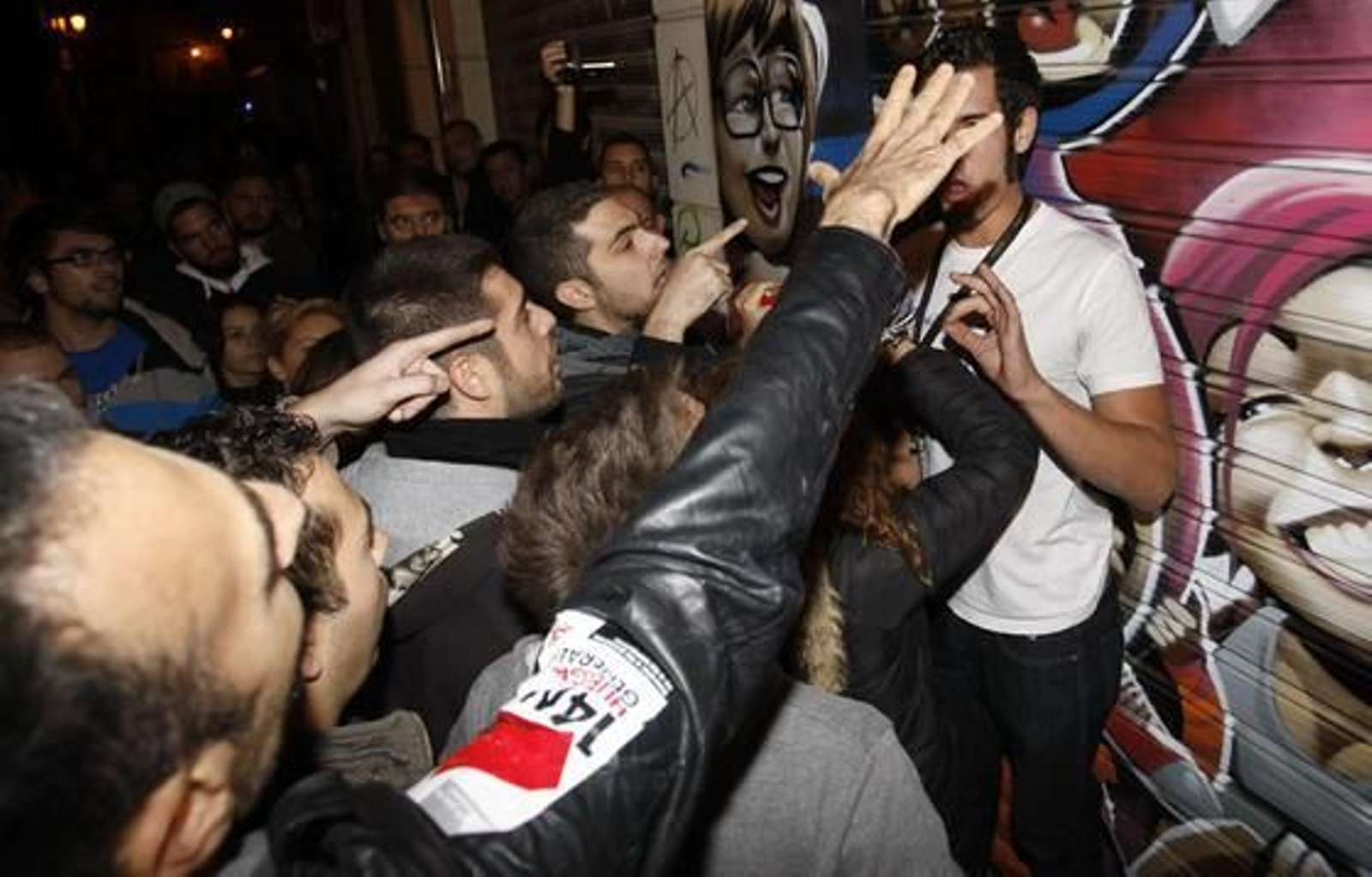 Primeras disputas en la huelga 

Foto: Javier Albiñana