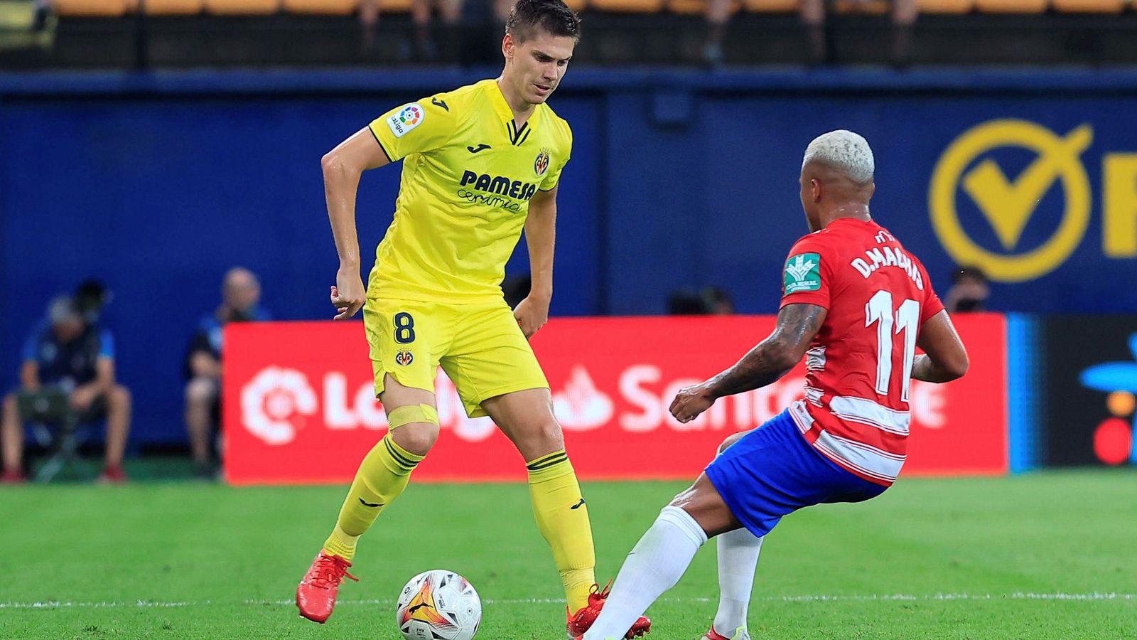 Machís, en tareas defensivas en el Estadio La Cerámica