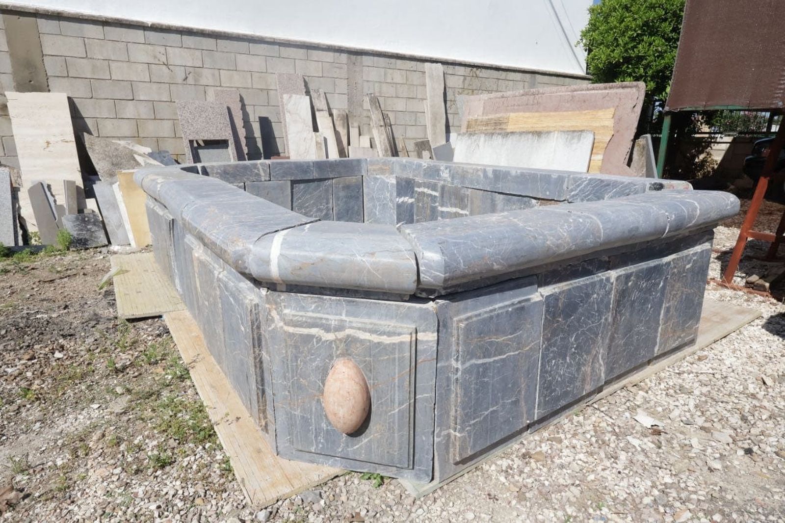 Trabajos de recuperación de la fuente