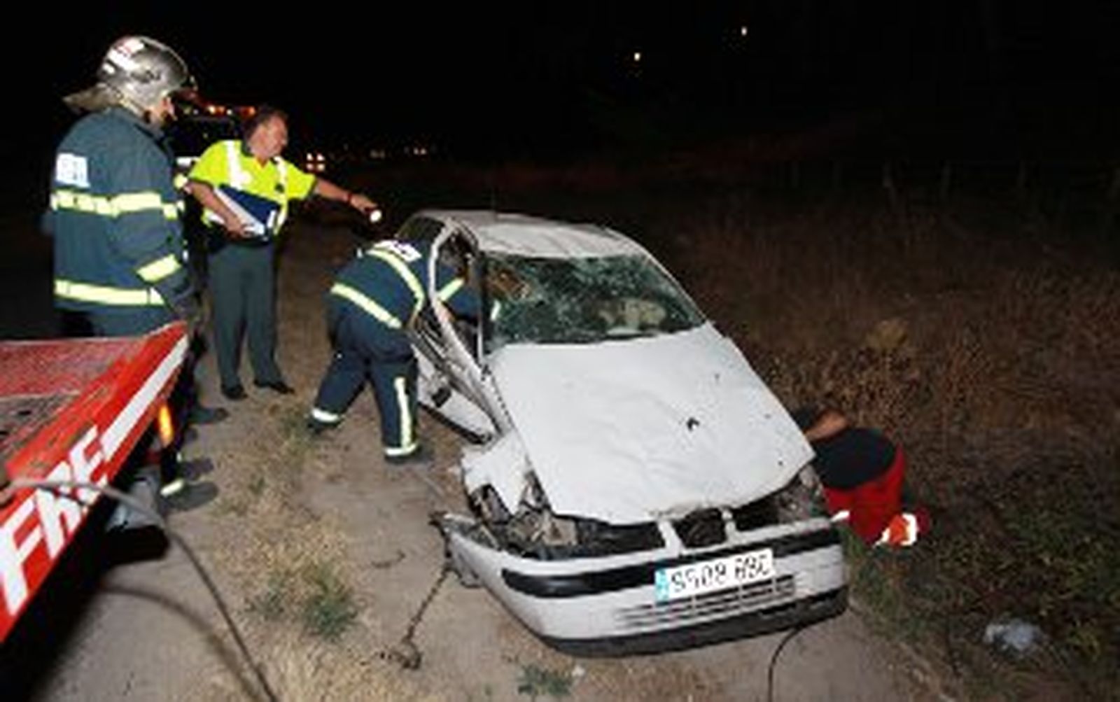 Herida tras empotrar su coche contra una arqueta de hormigón en Estella