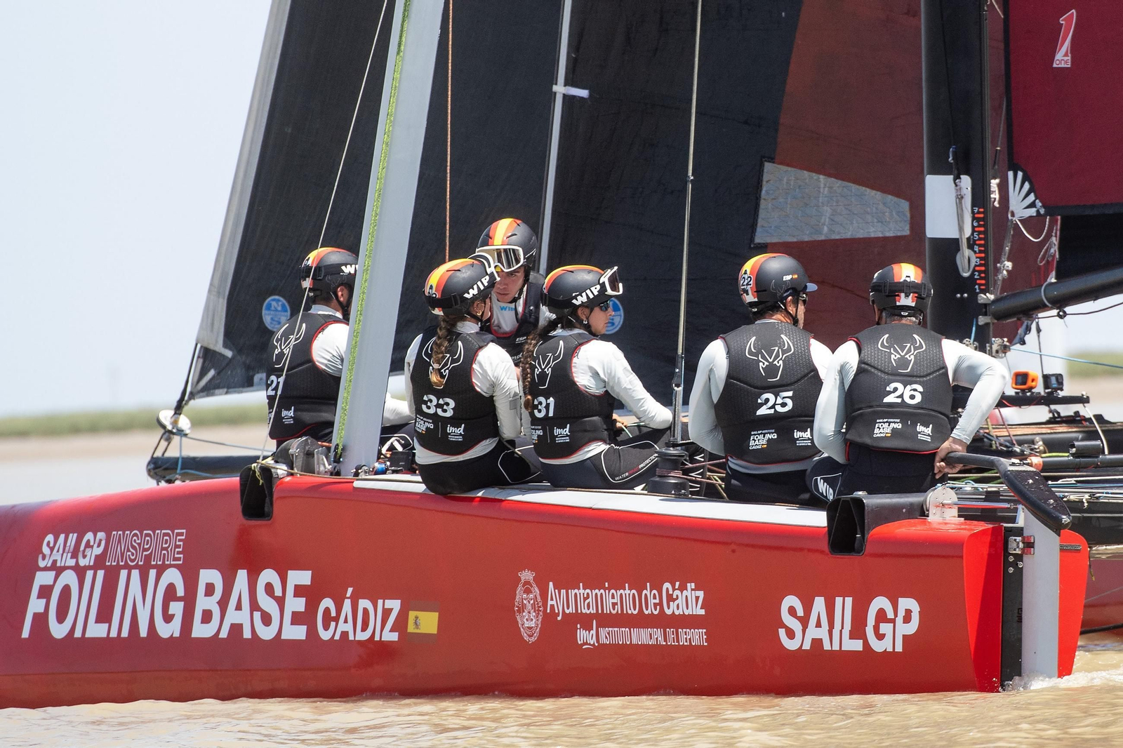 Las espectaculares fotos del Ascenso a Vela del Guadalquivir