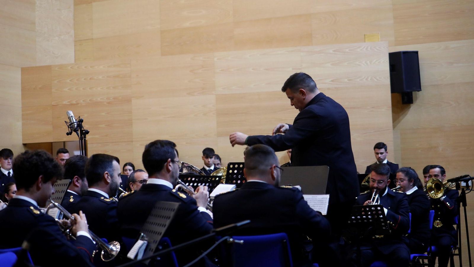 Manuel Roldán, durante un concierto de la Agrupación Cristo de Gracia.
