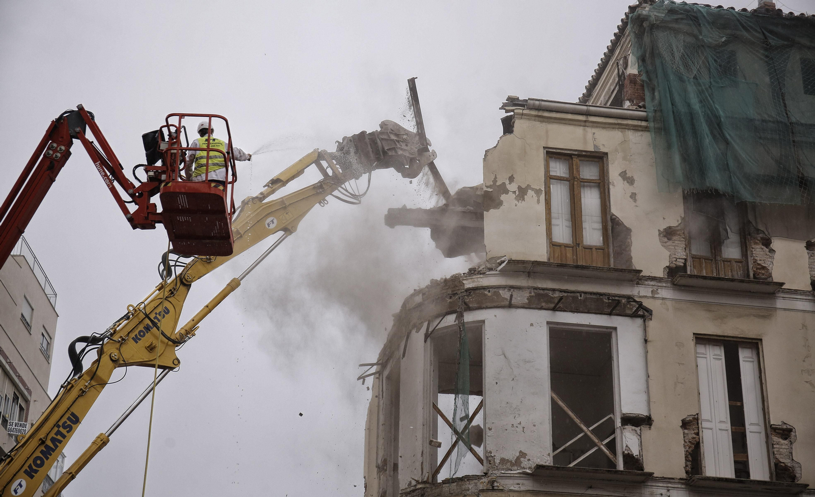 Las fotos de la demolición de La Mundial