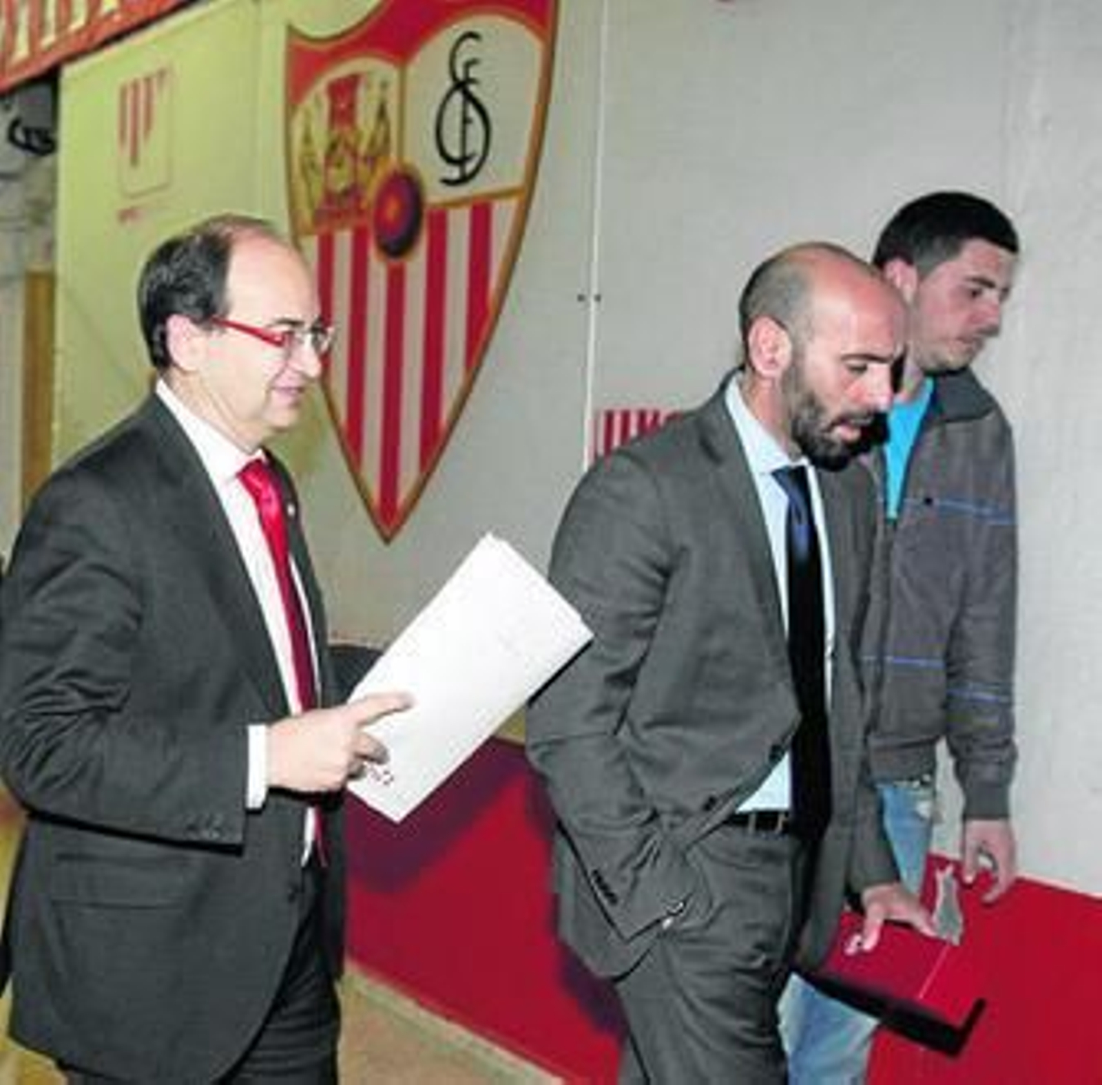 Castro y Monchi, tras el cosejo de administración del pasado martes.