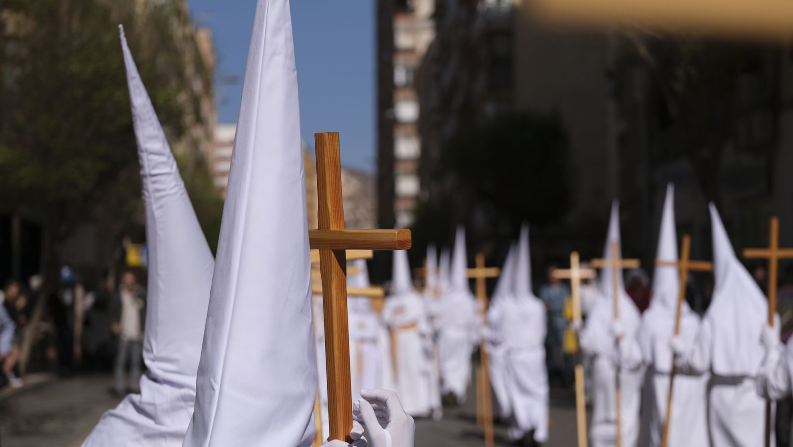 Procesión de Jesucristo Resucitado en Almería, en imágenes