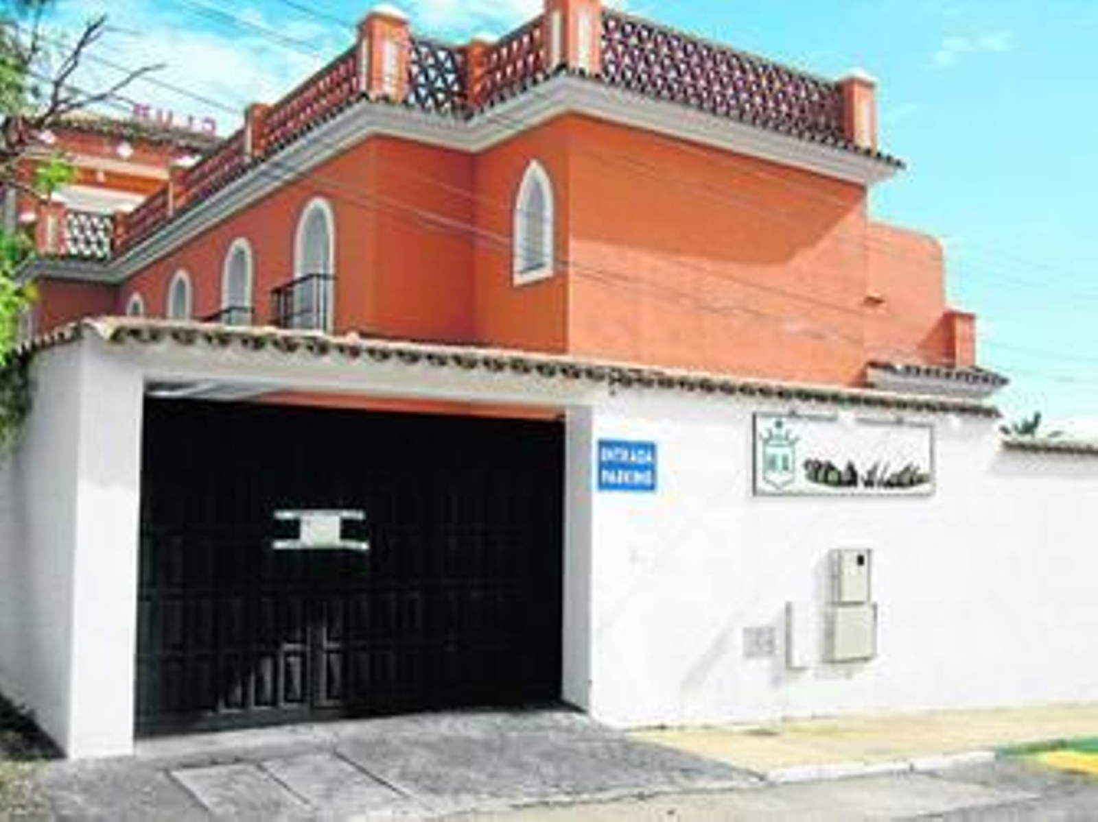 Hotel Aladín, en Estepona, donde se hizo parte de la redada.