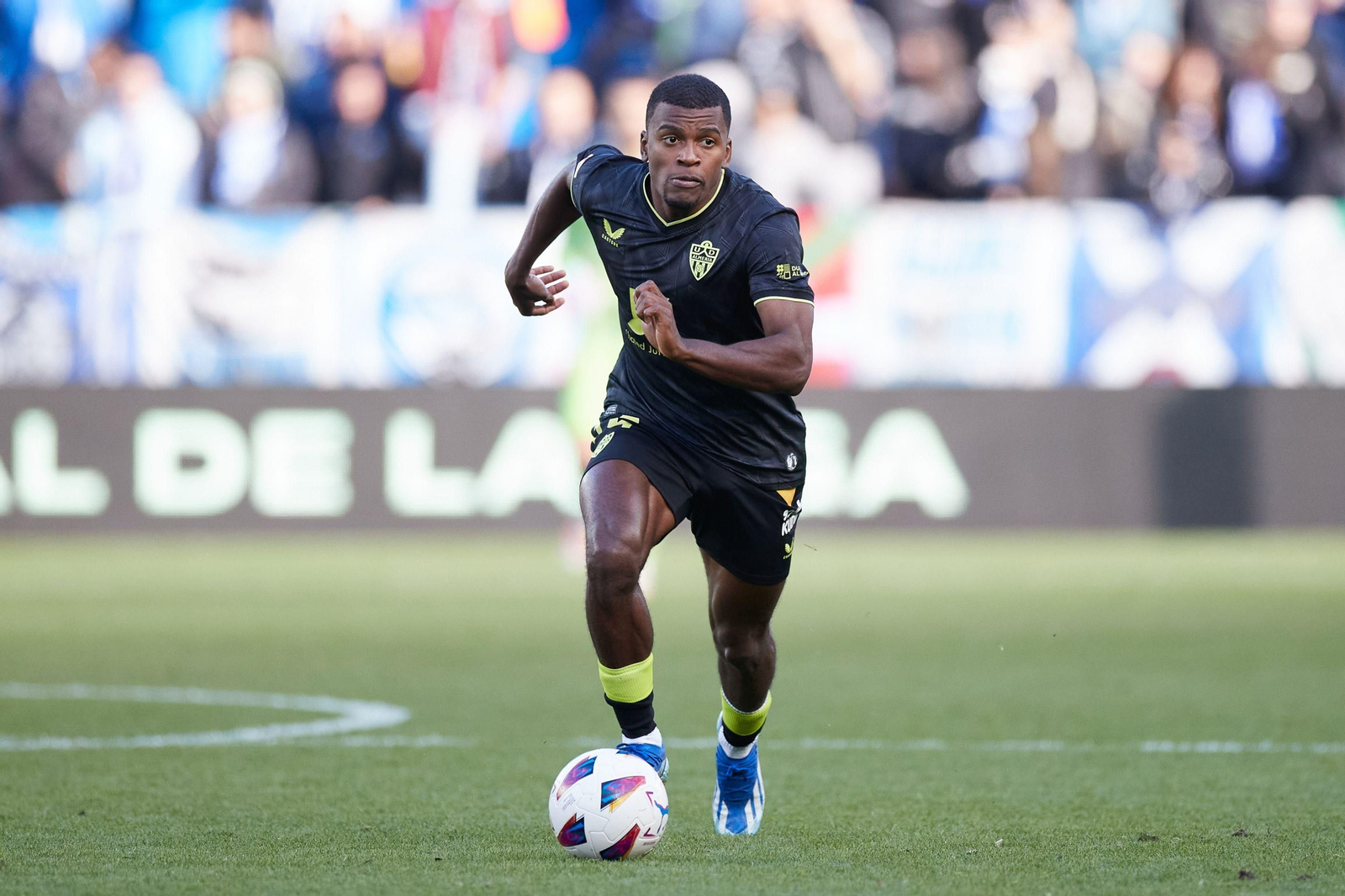 Akieme emprenderá periplo en la Ligue 1 francesa