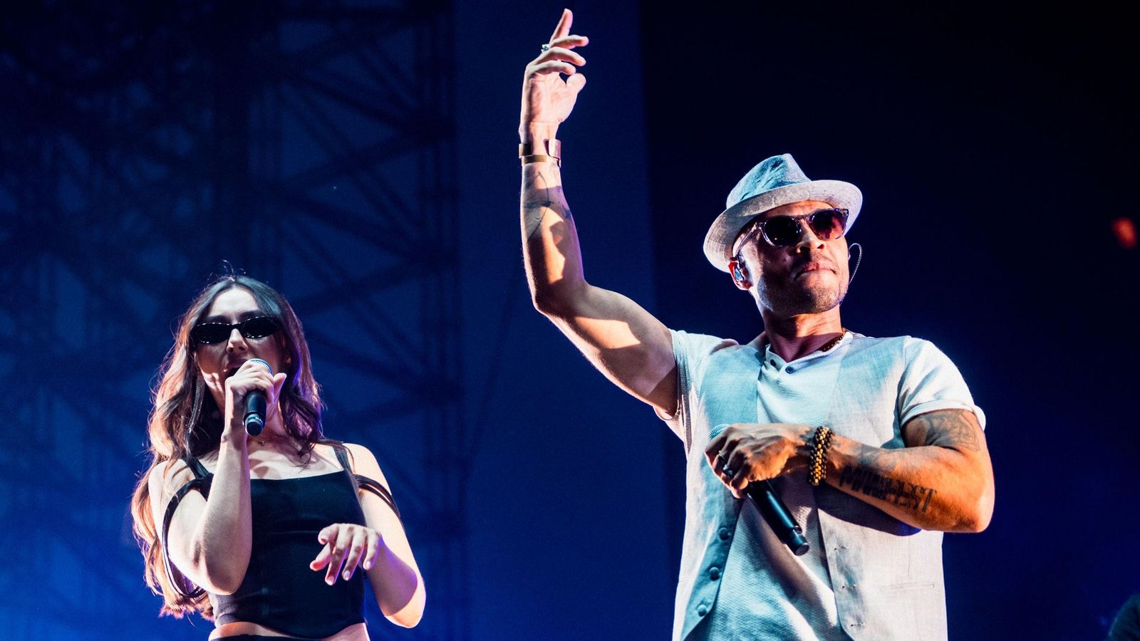 Elena Karafizi y Anduze, cantantes de Parov Stelar Elena Karafizi y Anduze, cantantes de Parov Stelar