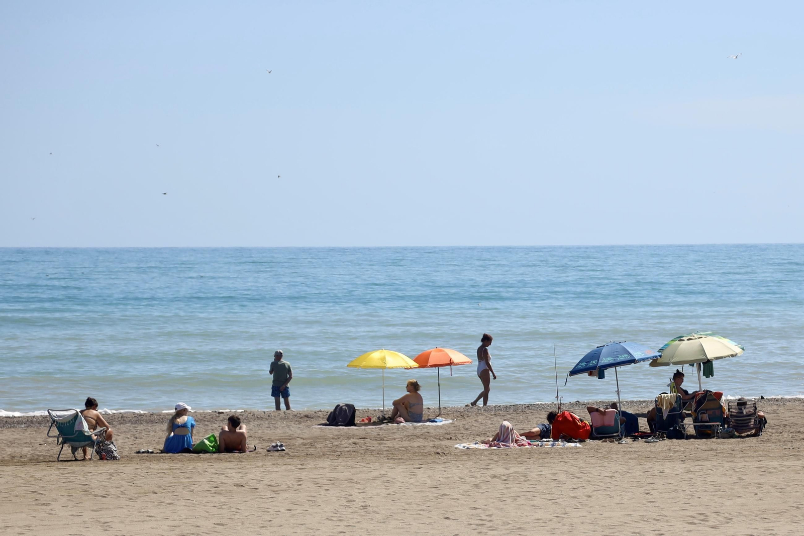 El 'veranillo' de San Miguel deja un nuevo día de playa en Málaga