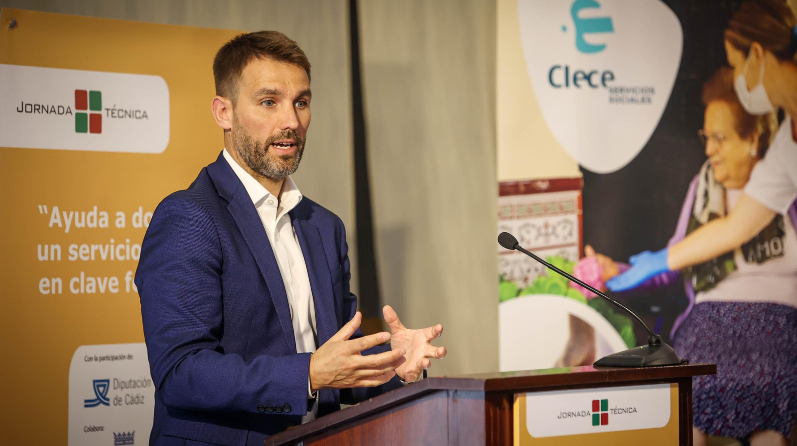 'Ayuda a domicilio, un trabajo esencial en clave femenina'