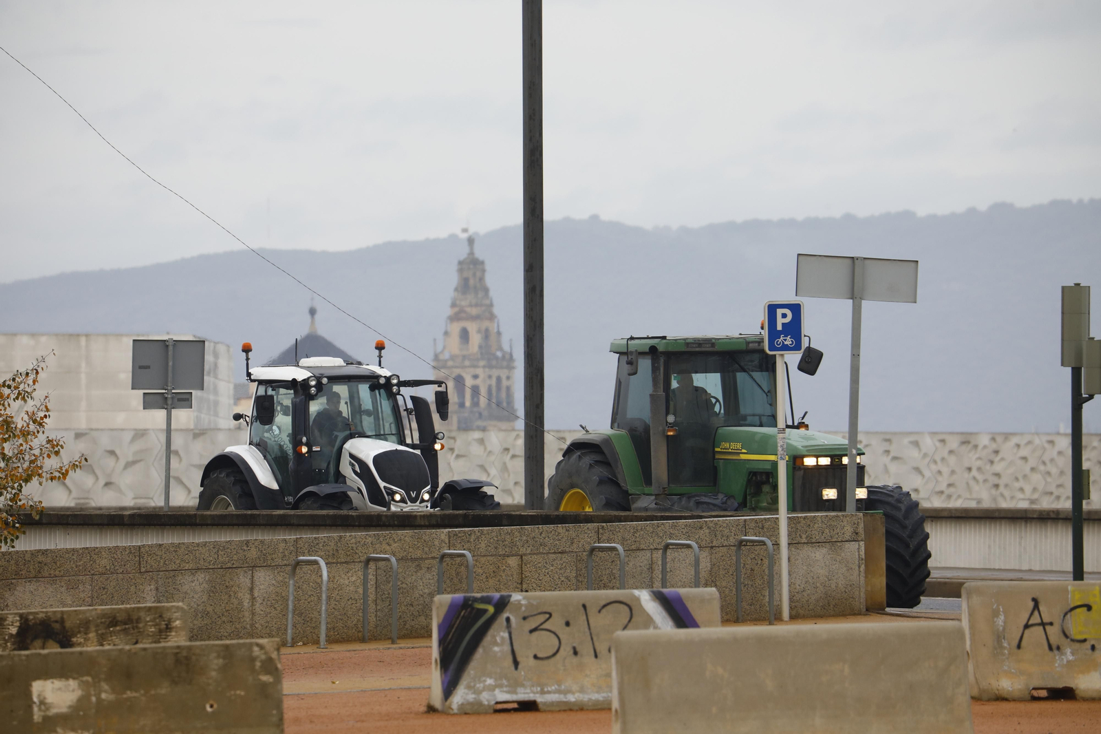 La marcha de protesta del sector agrícola en Córdoba, en imágenes