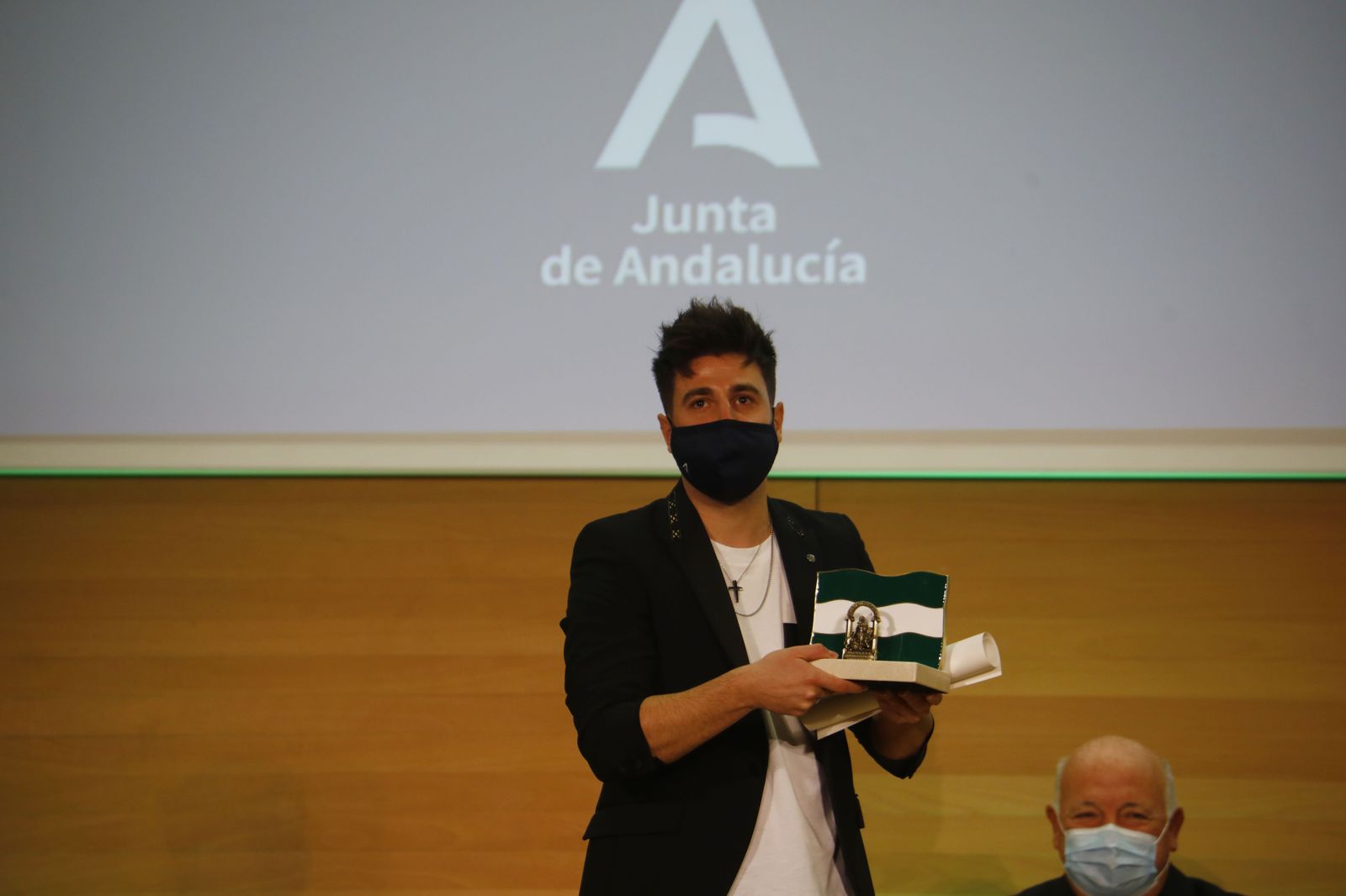 La entrega de las Banderas de Andalucía en Córdoba por el 28F, en imágenes