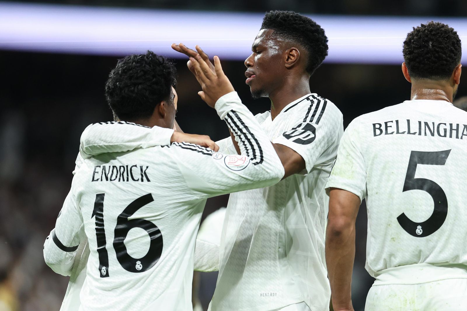 Las fotos del Real Madrid - Real Sociedad camino del Estadio de la Cartuja