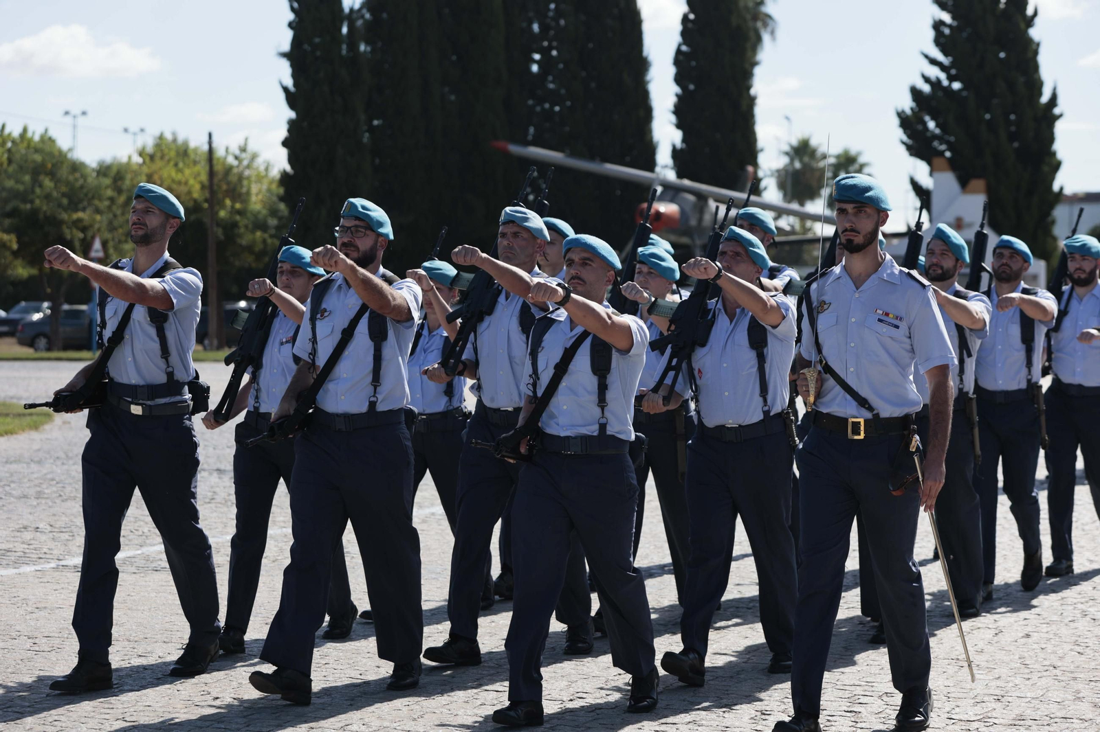 Toma de posesión del nuevo General director de enseñanza del Ejército del Aire en el acuartelamiento de Tablada
