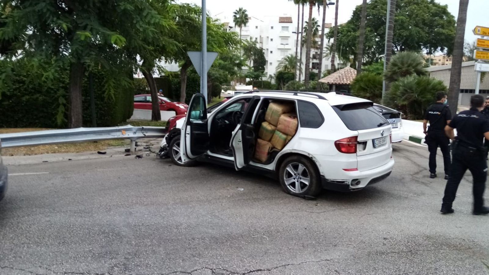 El vehículo cargado de hachís