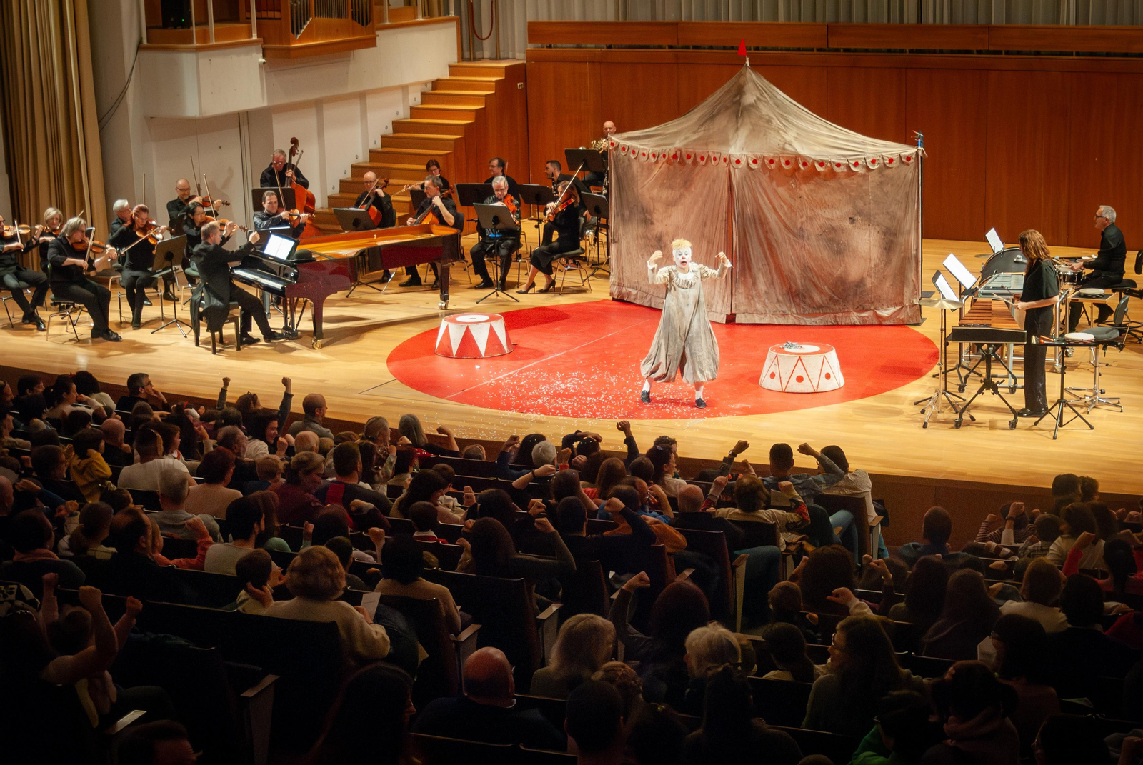 Un pase anterior de 'El circo de los valientes' de La Maquiné.