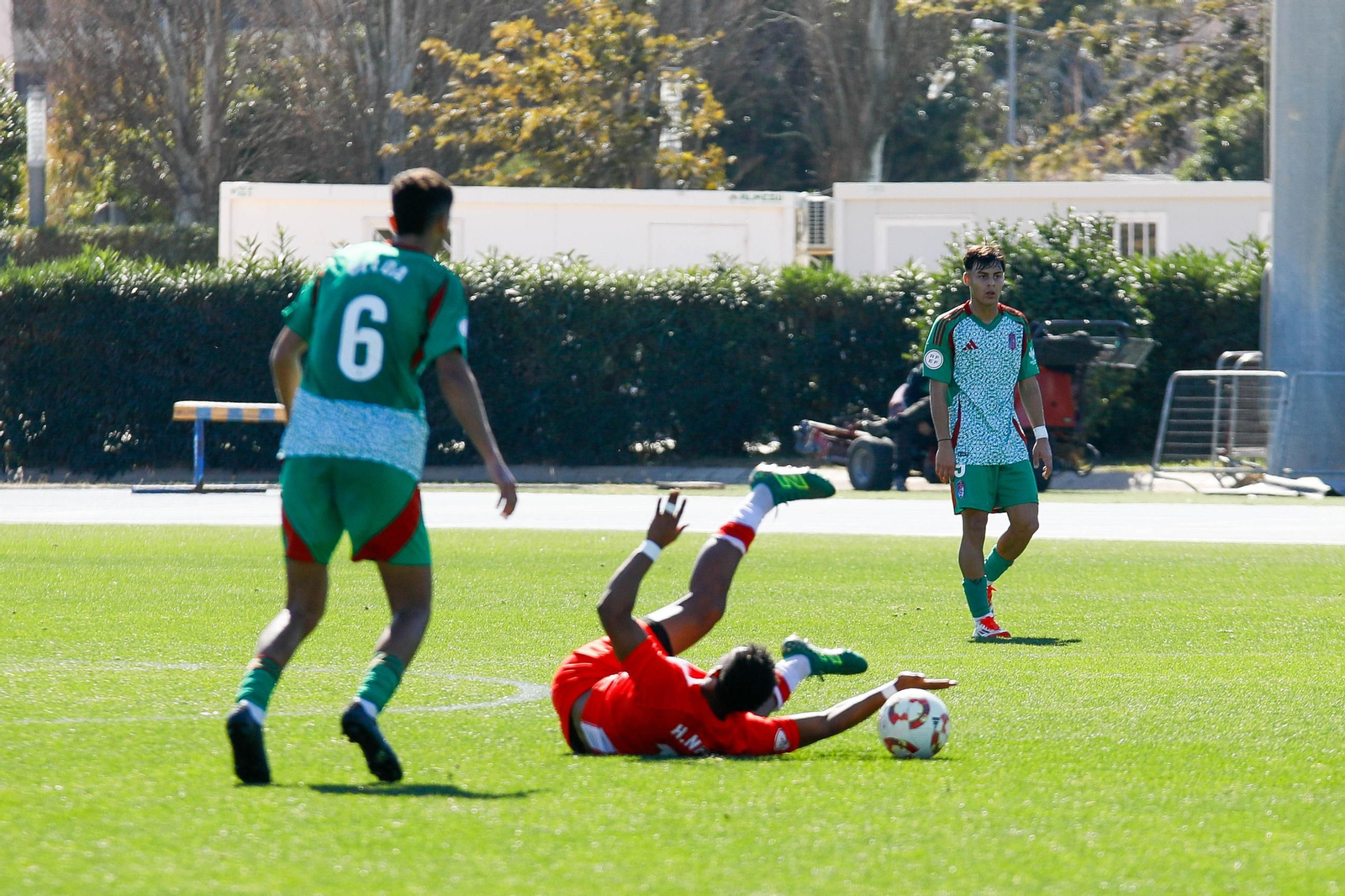 Las imágenes de Segunda RFEF entre Almeria B y recreativo de Granada