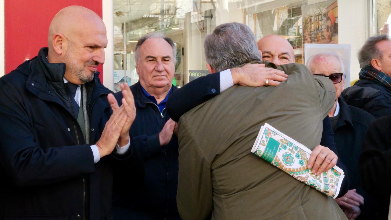 Acto de rotulación de la calle en su honor