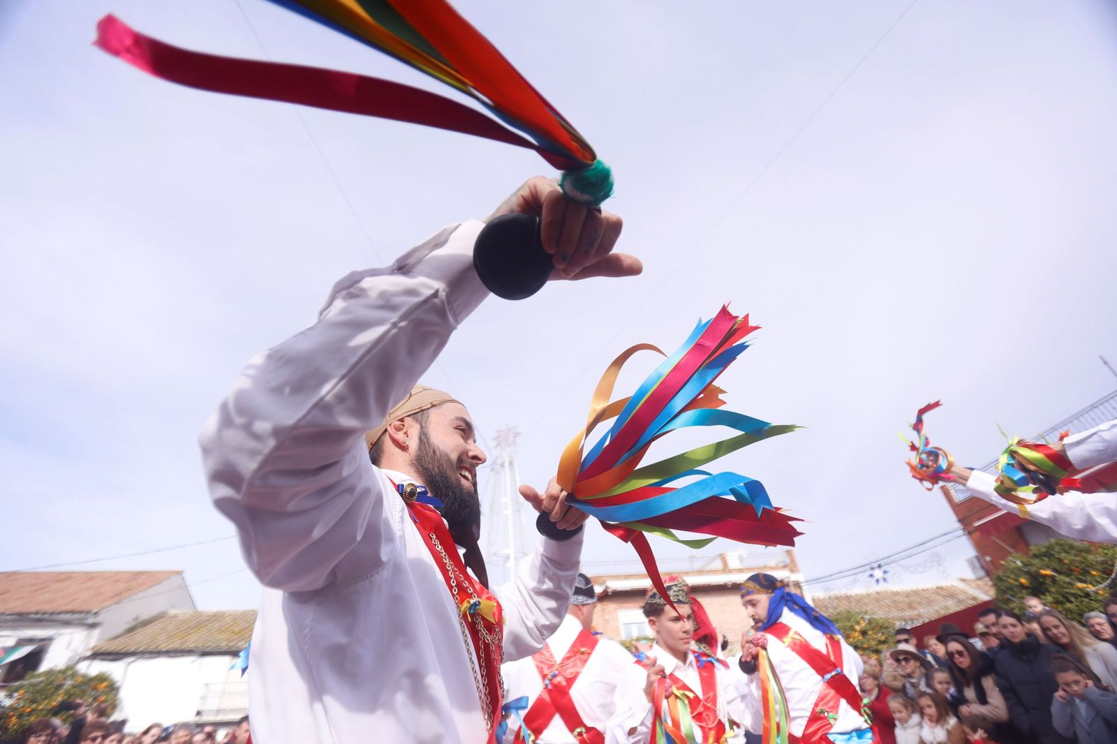 Las mejores imágenes de la Danza de los Locos y el Baile del Oso de Fuente Carreteros