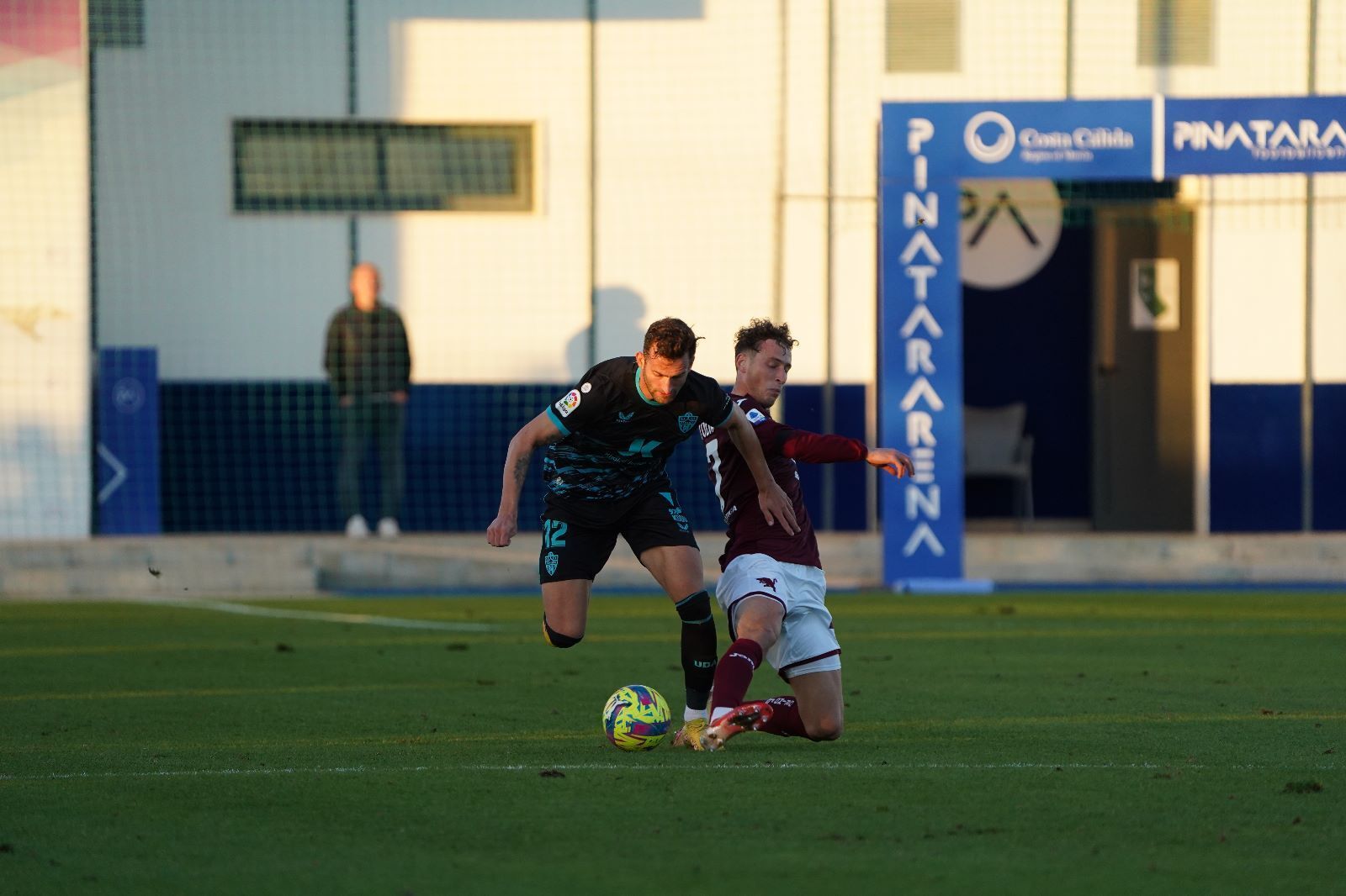 Las fotos del primer encuentro de la historia del Almería ante un rival italiano