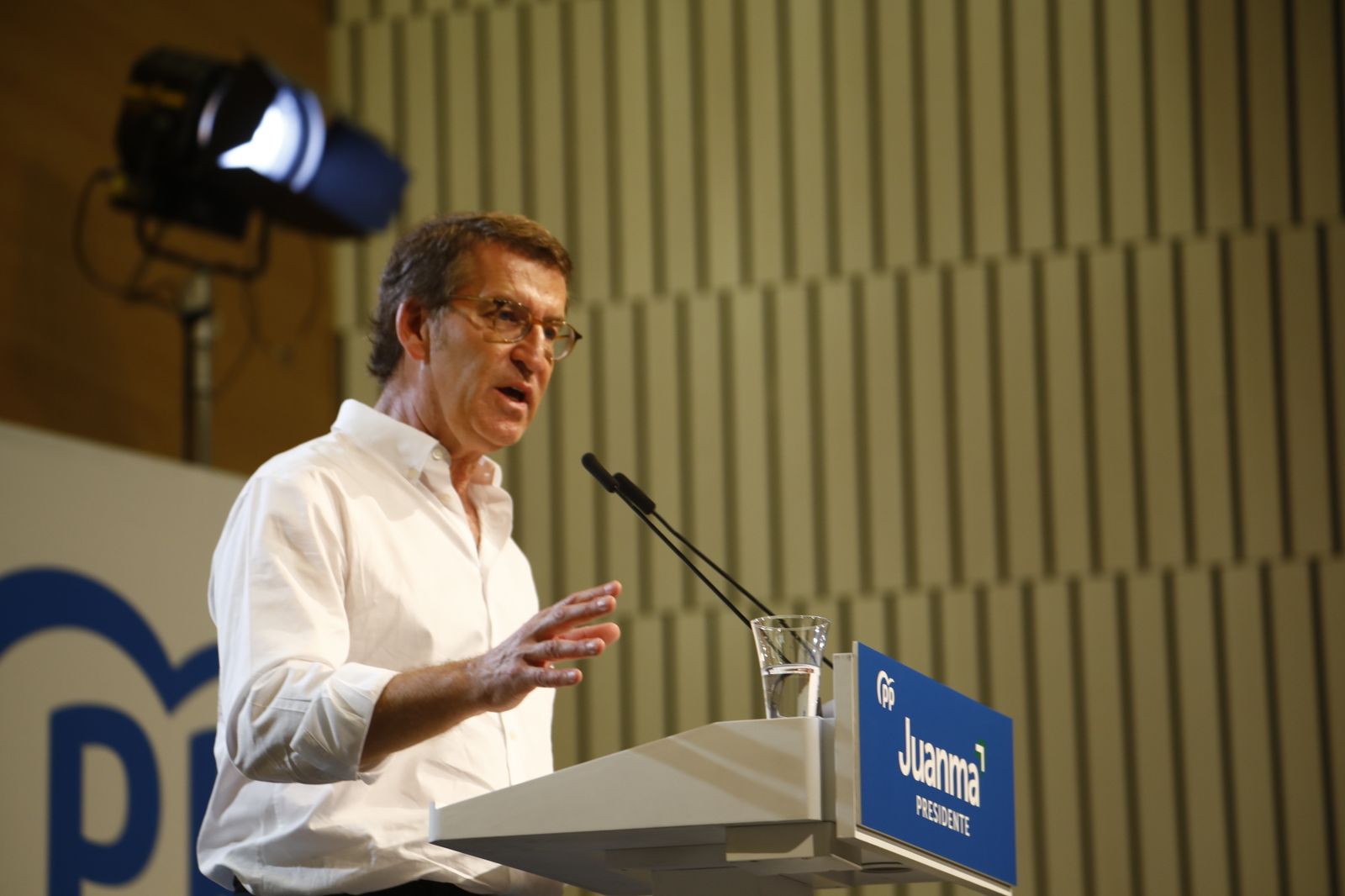 La visita de Núñez-Feijóo a Córdoba, en imágenes