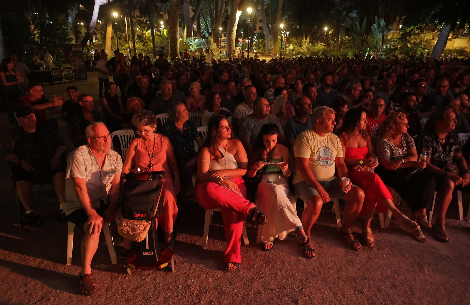 Fotos del concierto de la banda tributo Brothers in Band en Algeciras