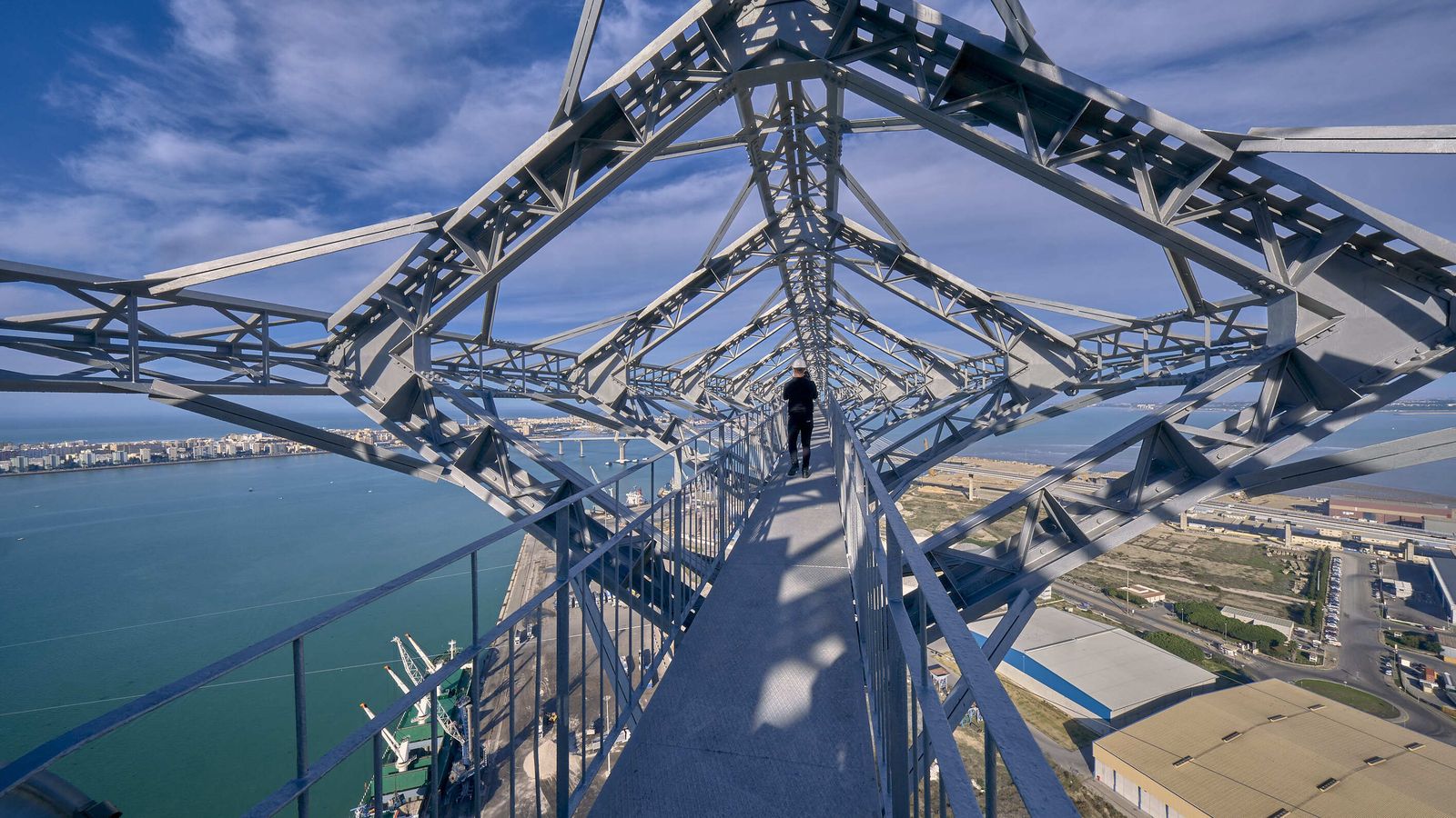 Vista desde la torre de Endesa en Puerto Real.